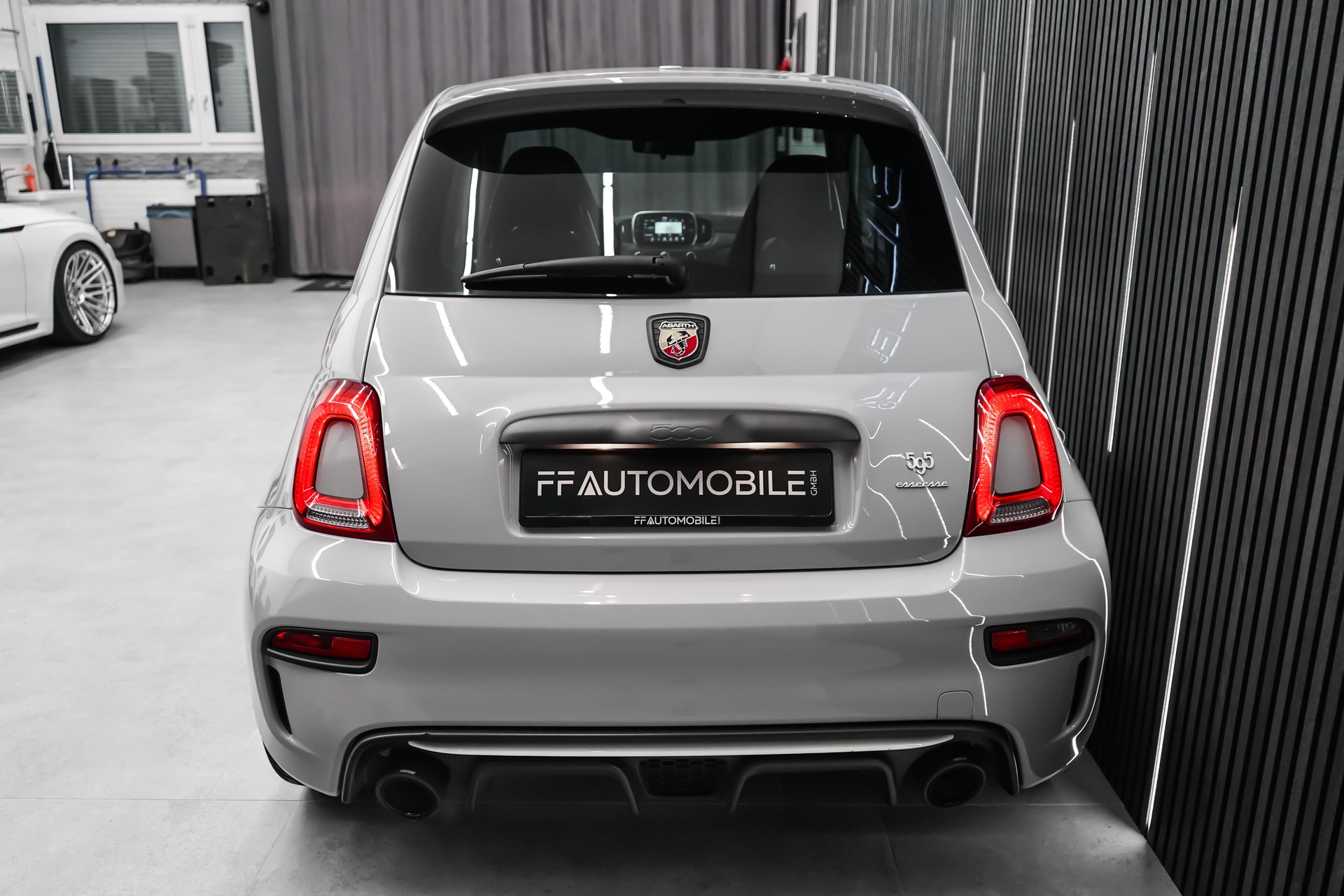 FIAT 595 1.4 16V Turbo Abarth Esseesse / 70TH ANNIVERSARY EDITION-image-7
