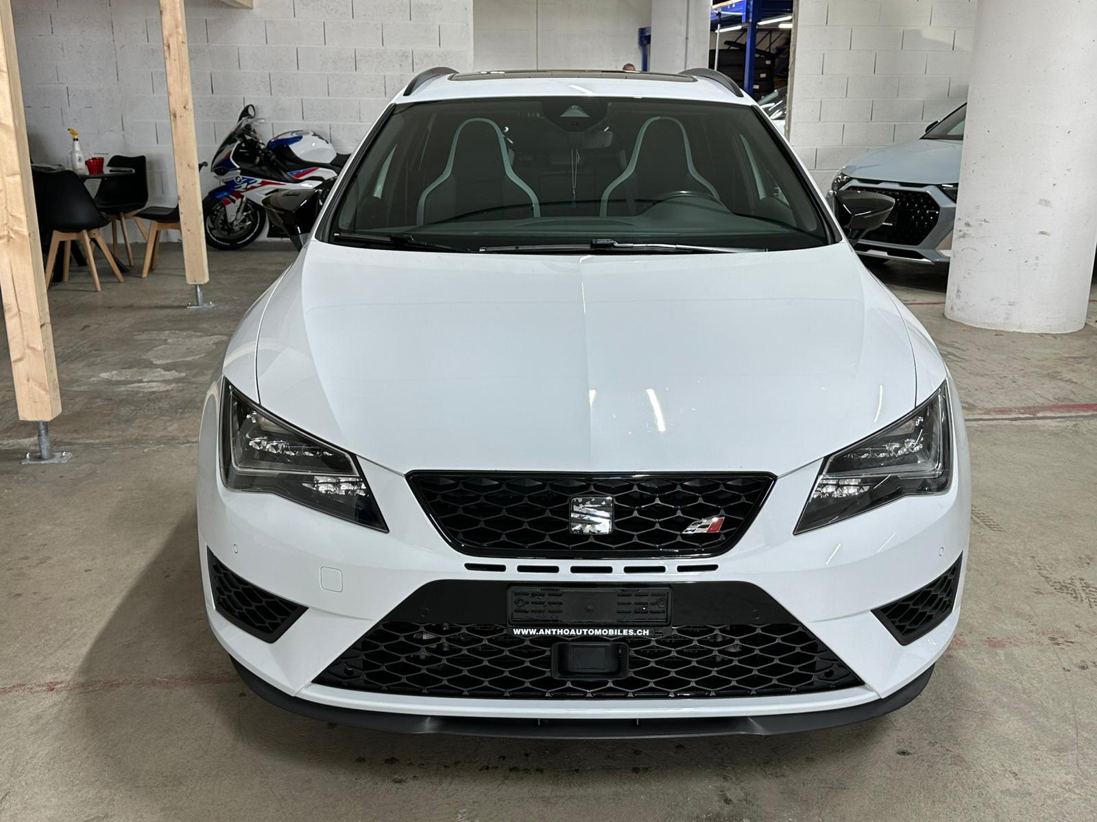 SEAT Leon ST 2.0 TSI Cupra 290 DSG-image-1