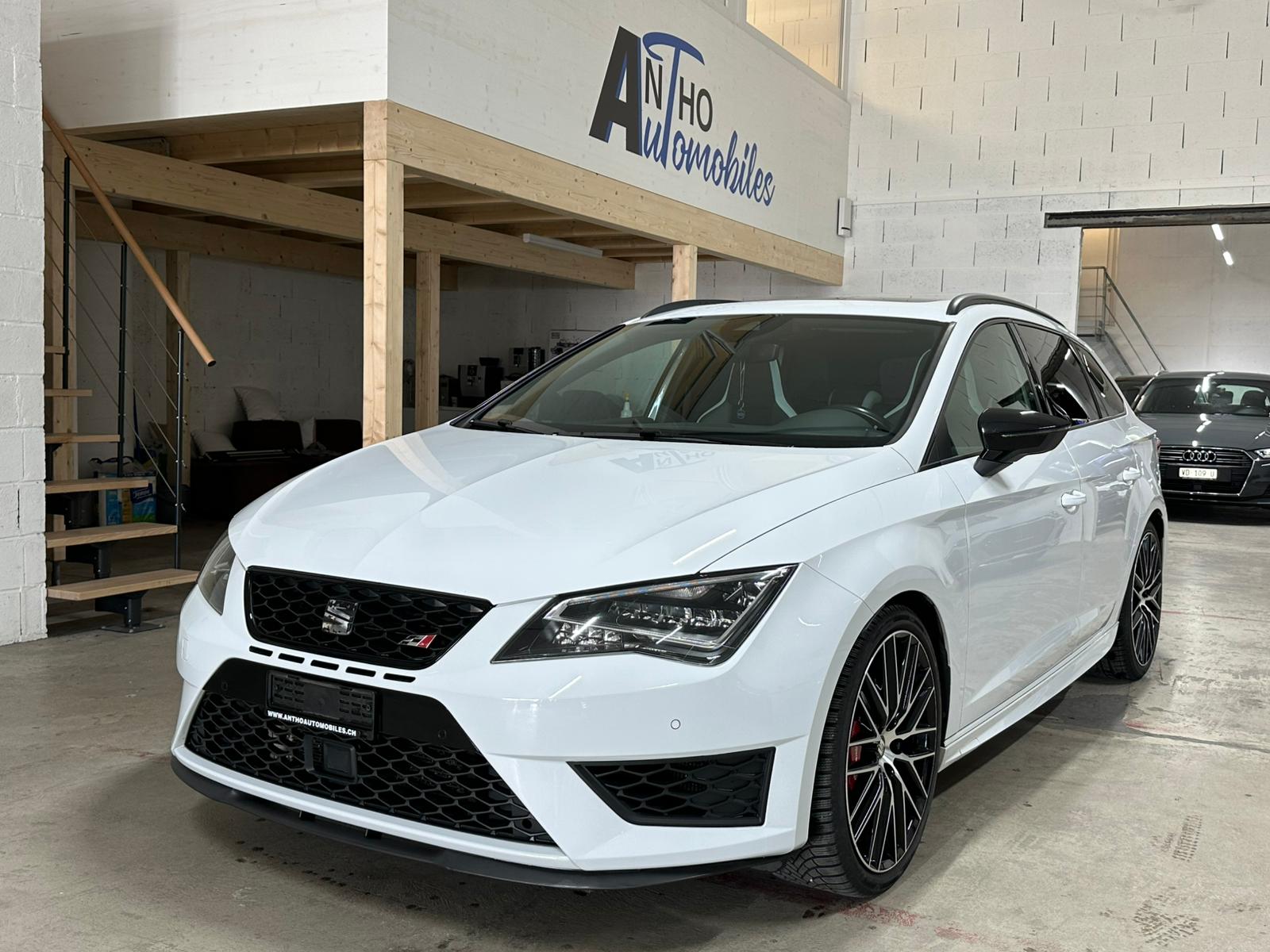 SEAT Leon ST 2.0 TSI Cupra 290 DSG-image-0