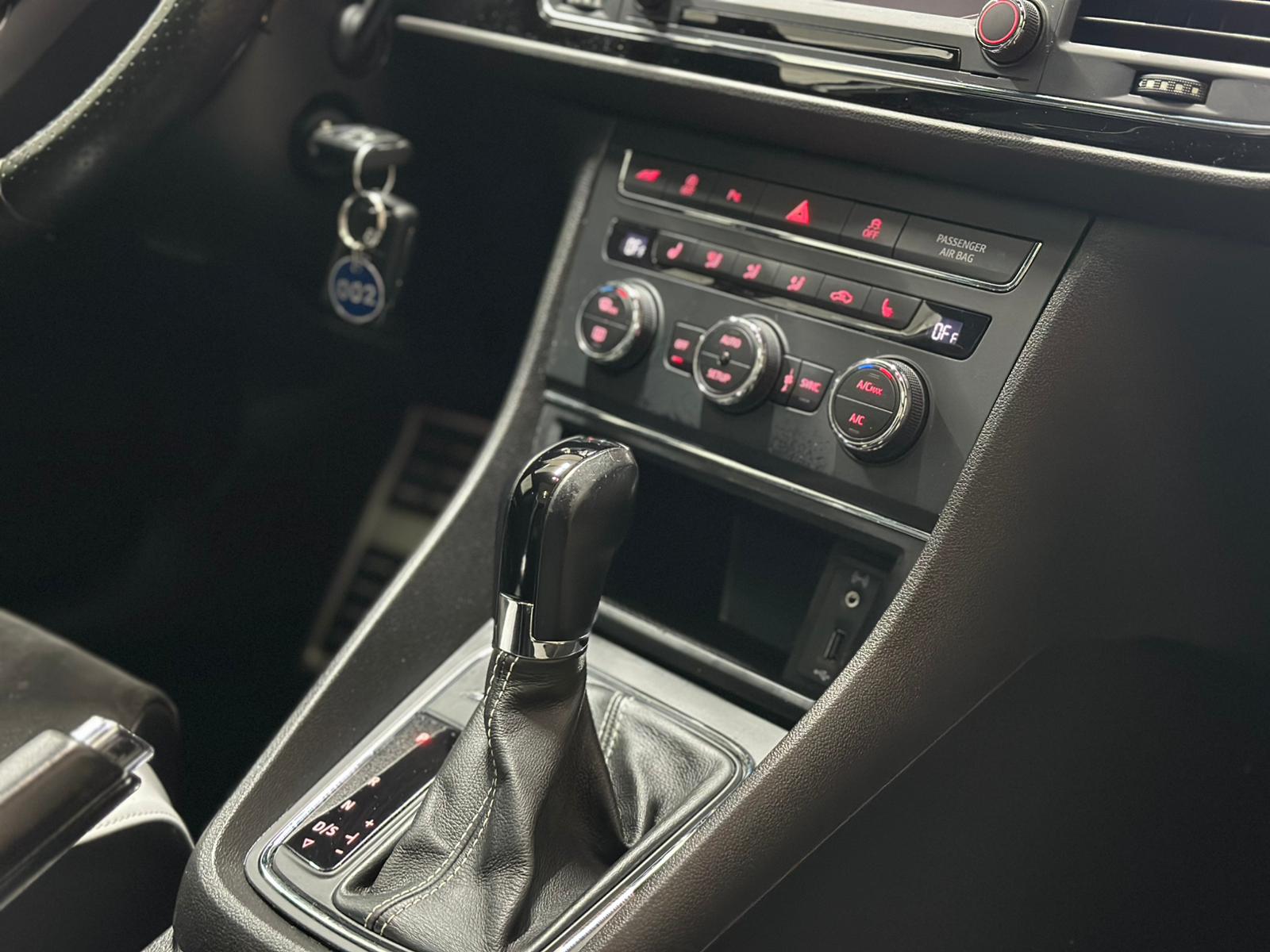 SEAT Leon ST 2.0 TSI Cupra 290 DSG-image-13