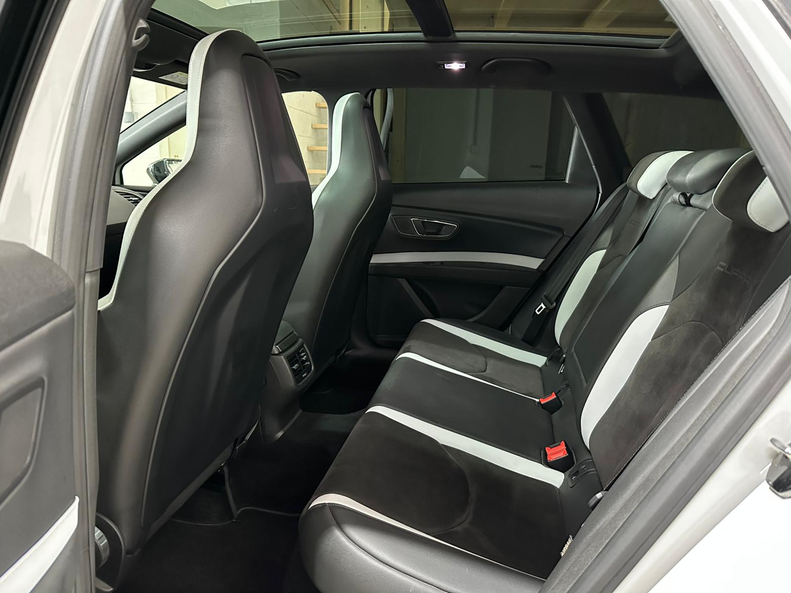 SEAT Leon ST 2.0 TSI Cupra 290 DSG-image-14