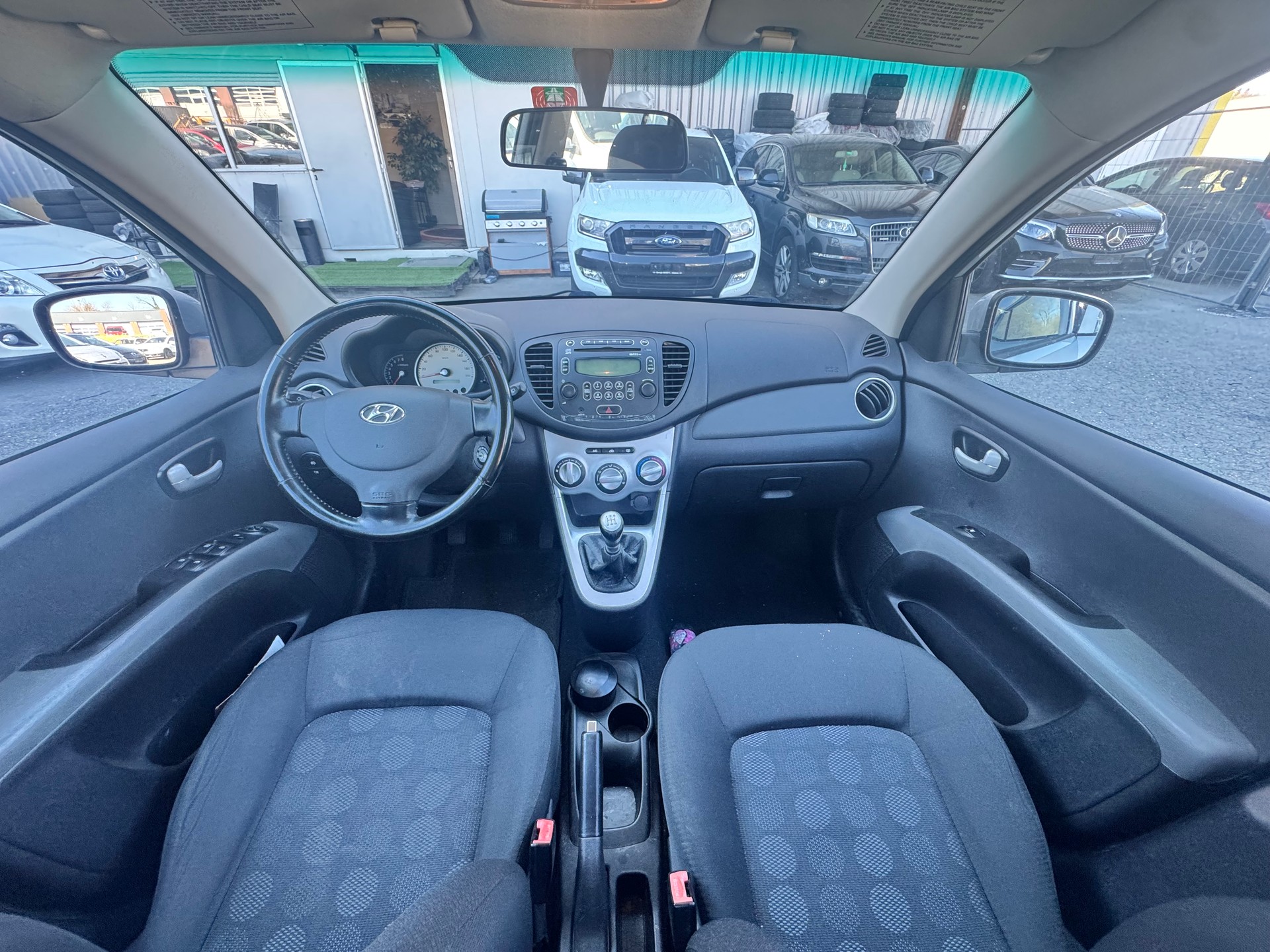 HYUNDAI i10 1.2 Style-image-11