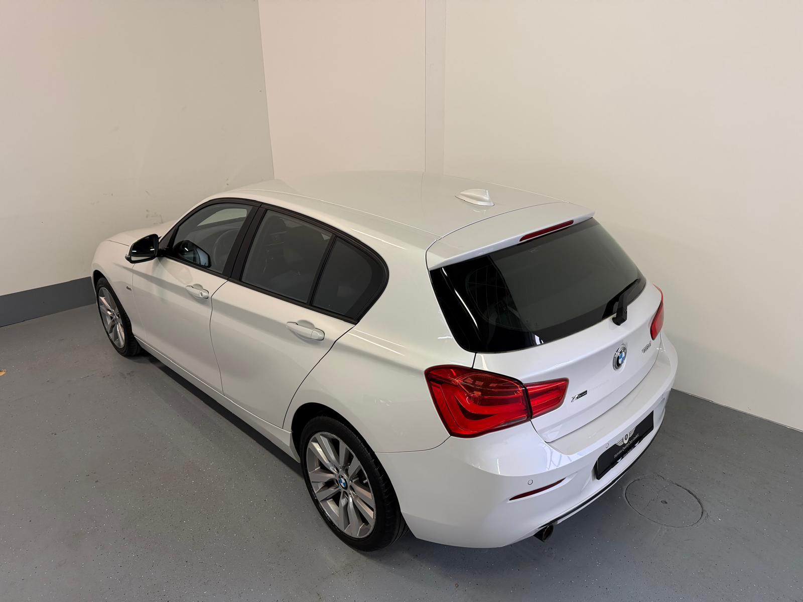 BMW 118d xDrive Sport Line-image-8