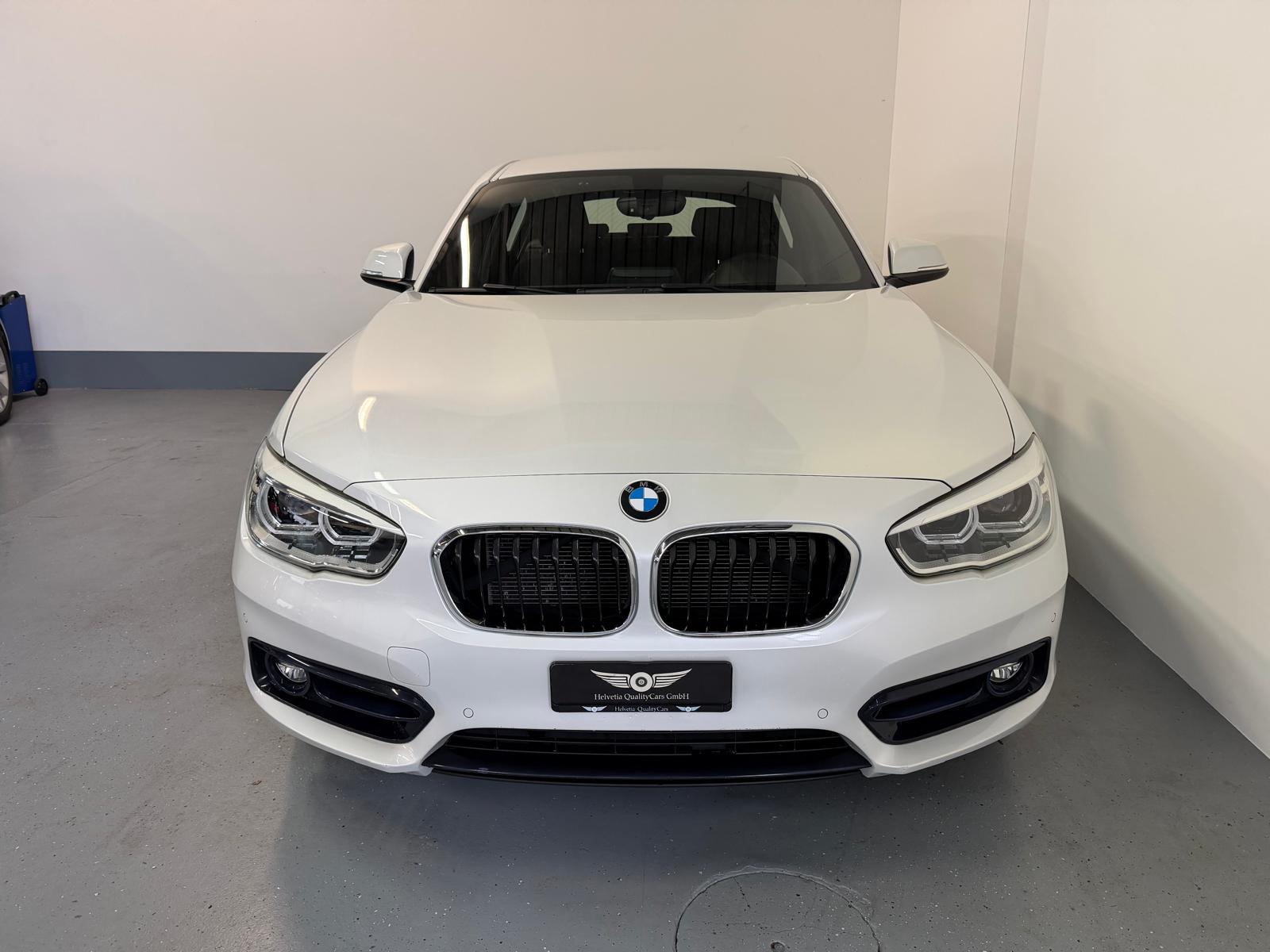 BMW 118d xDrive Sport Line-image-4