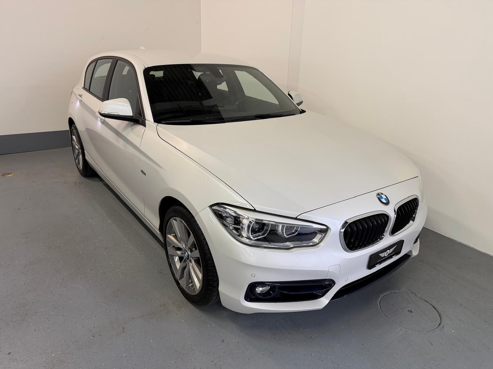 BMW 118d xDrive Sport Line-image-1