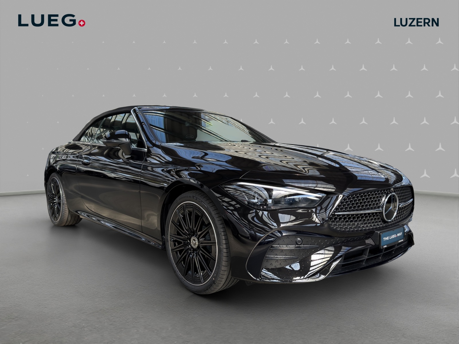 MERCEDES-BENZ CLE 300 Cabrio 4Matic 9G-Tronic-image-4