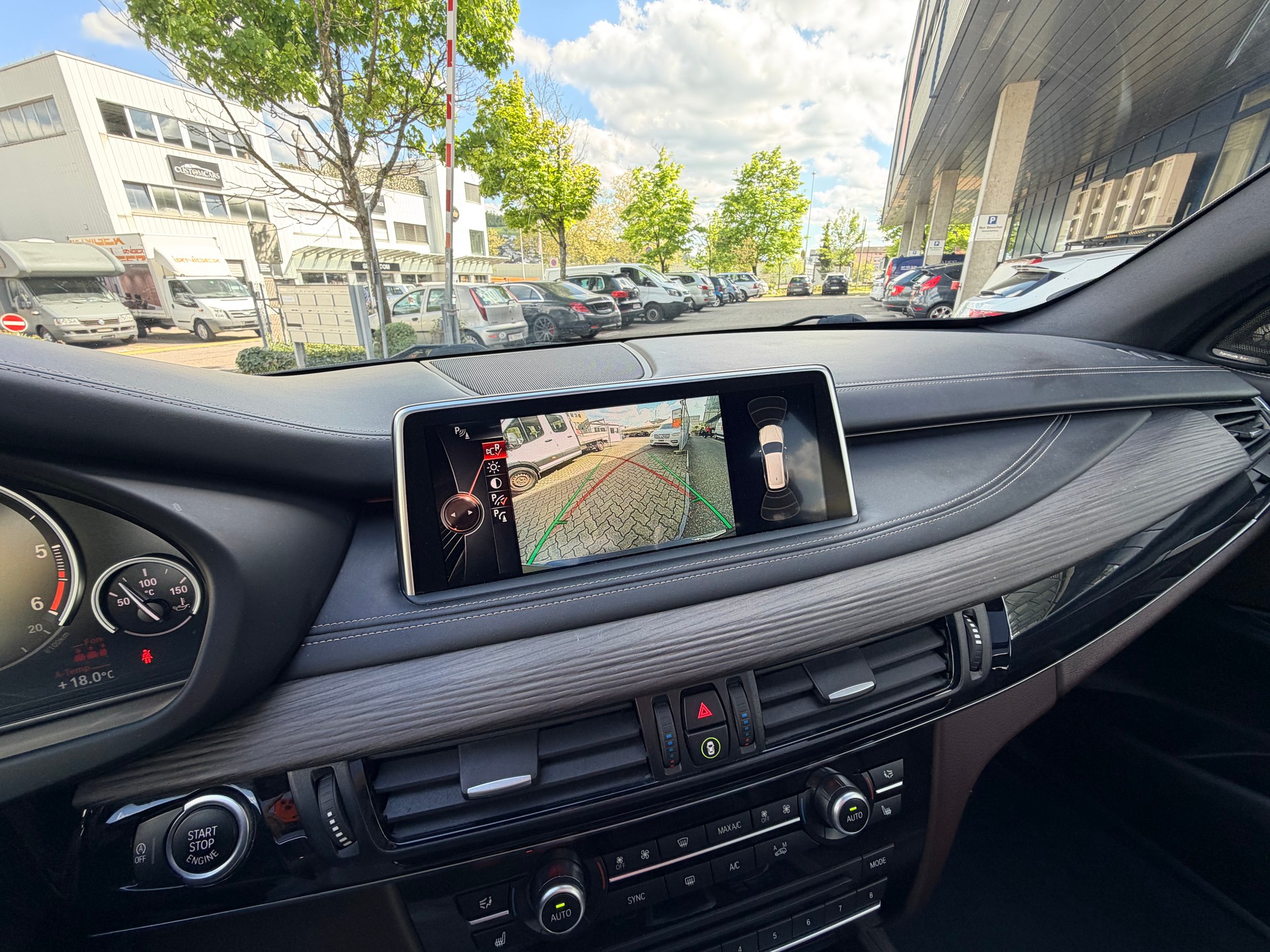 BMW X5 xDrive 30d Steptronic-image-15