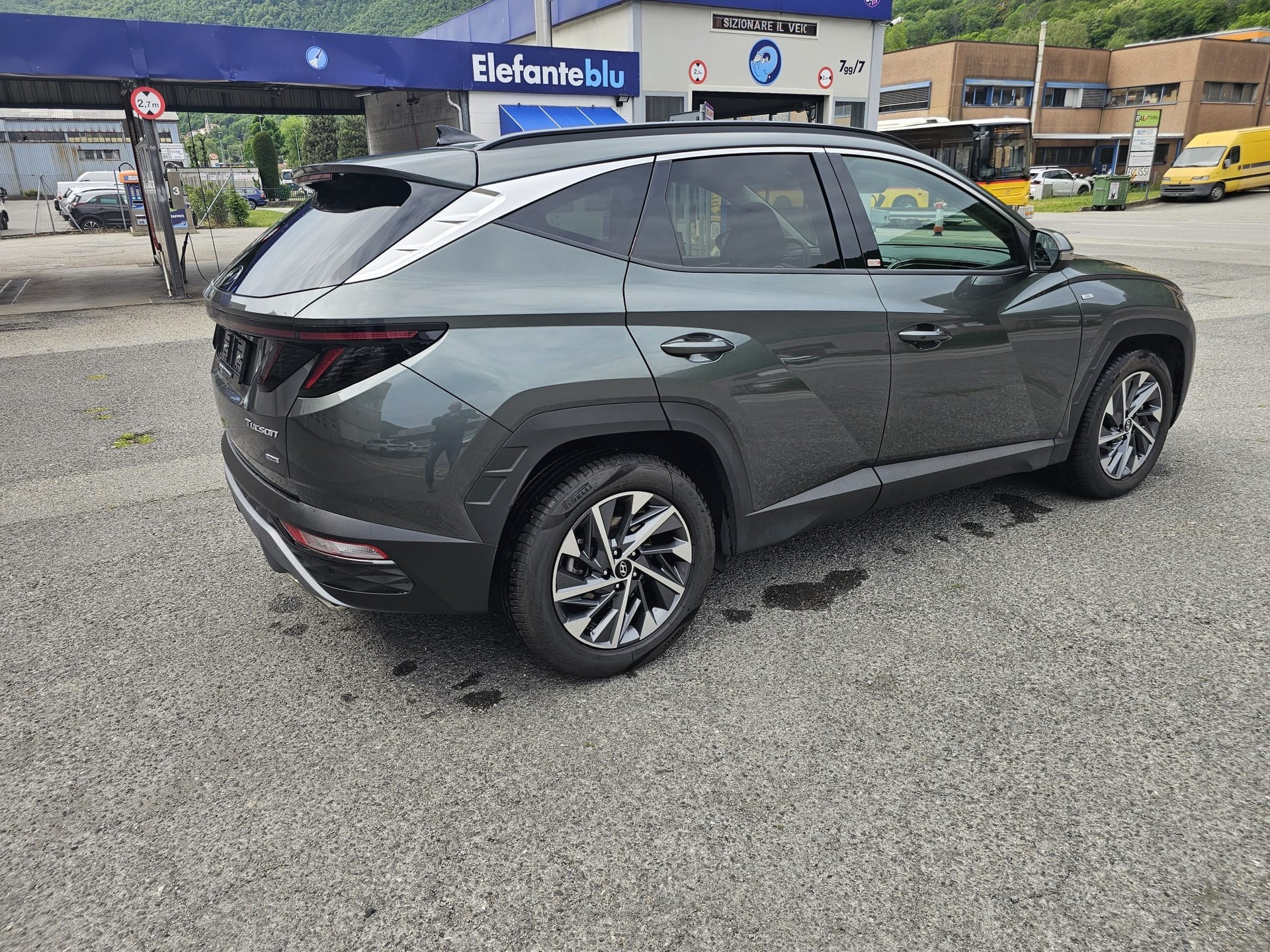 HYUNDAI Tucson 1.6 TGDI 48V Amplia DCT 4WD-image-5