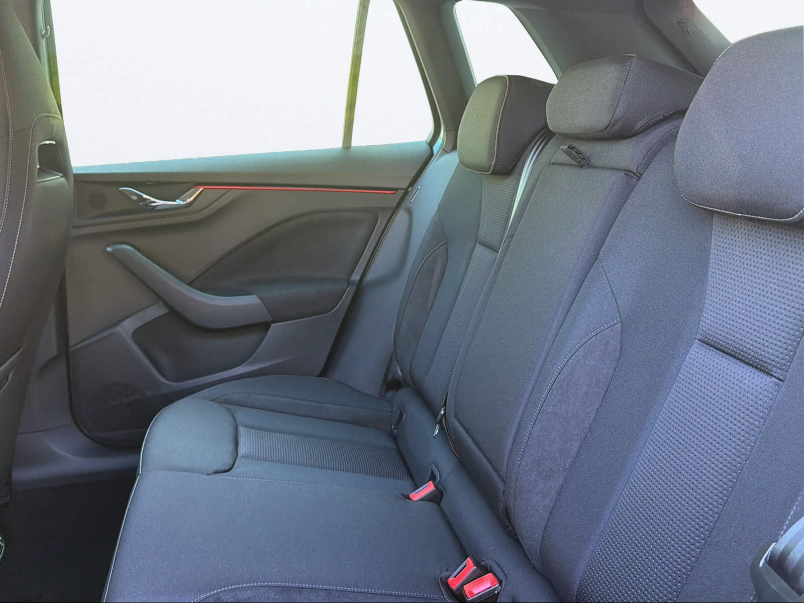 SKODA Kamiq 1.0 TSI Dynamic DSG-image-13