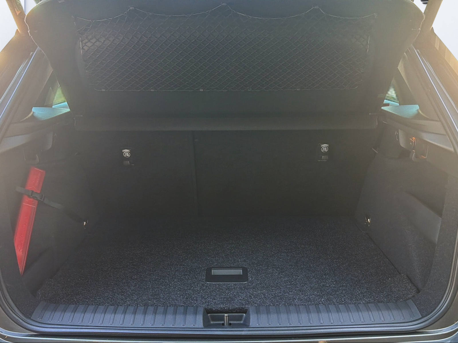 SKODA Kamiq 1.0 TSI Dynamic DSG-image-8