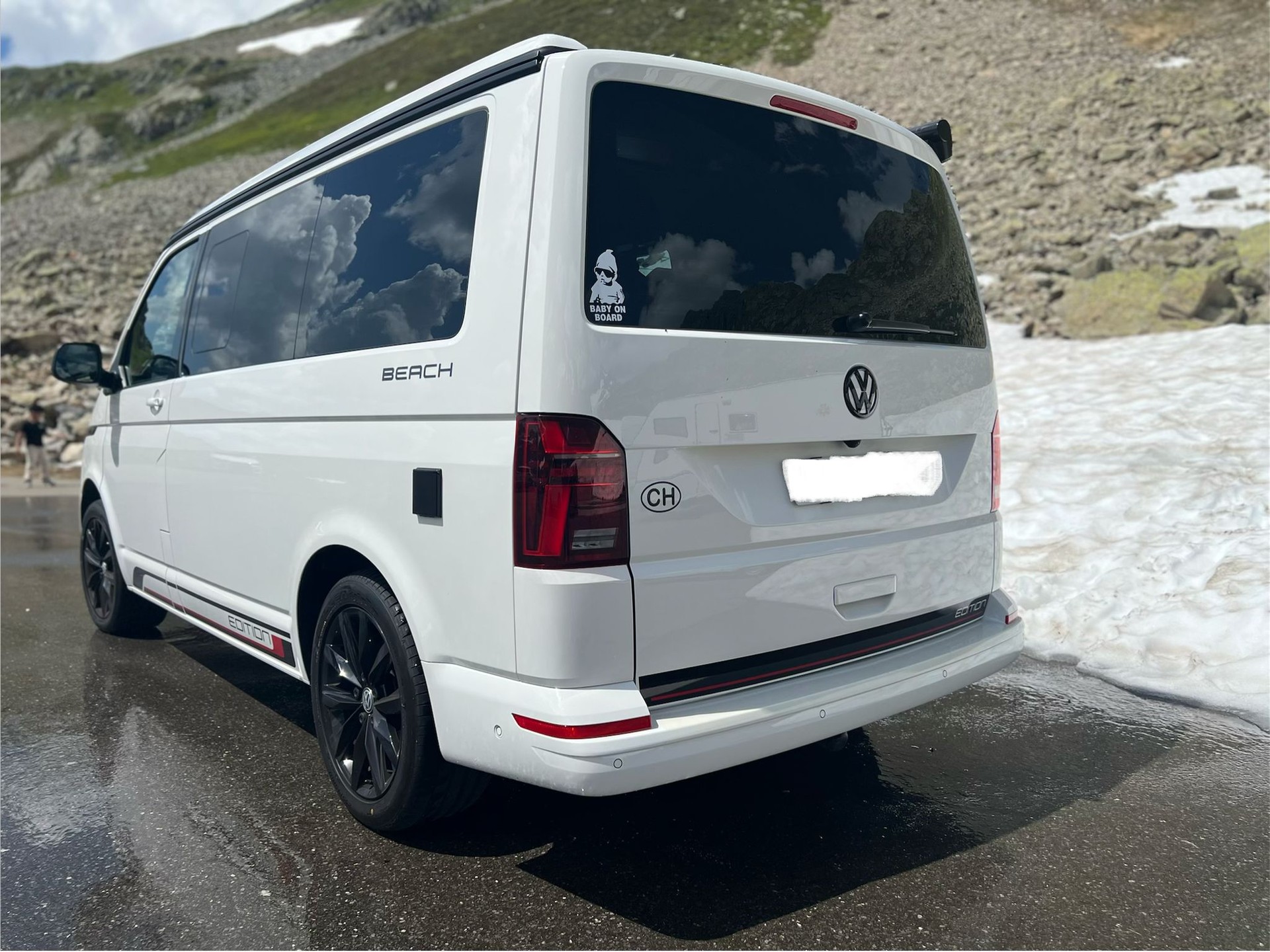 VW T6.1 California TDI Beach EDITION-image-4