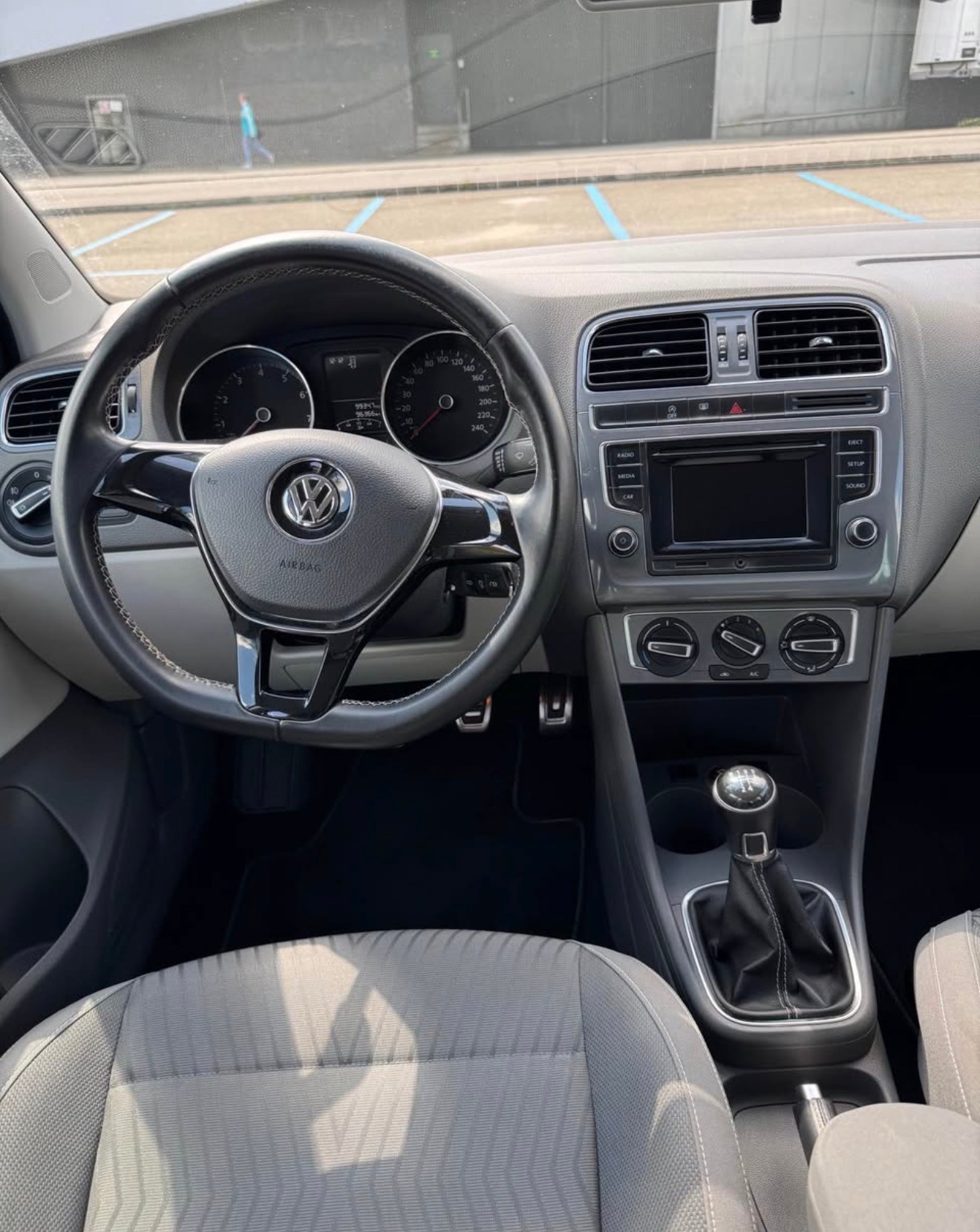 VW Polo 1.2 TSI BMT Comfortline-image-3