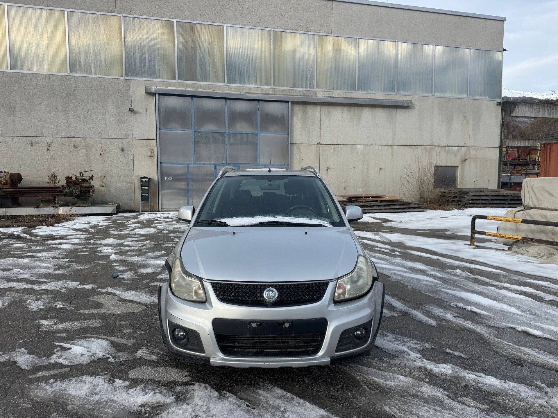FIAT Sedici 1.9 JTD 4WD Dynamic-image-0