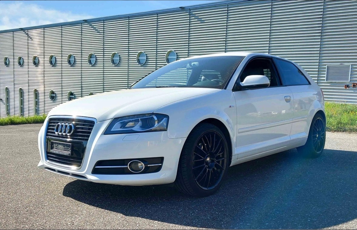 AUDI A3 1.8 TFSI S-line FRISCH MFK-image-10