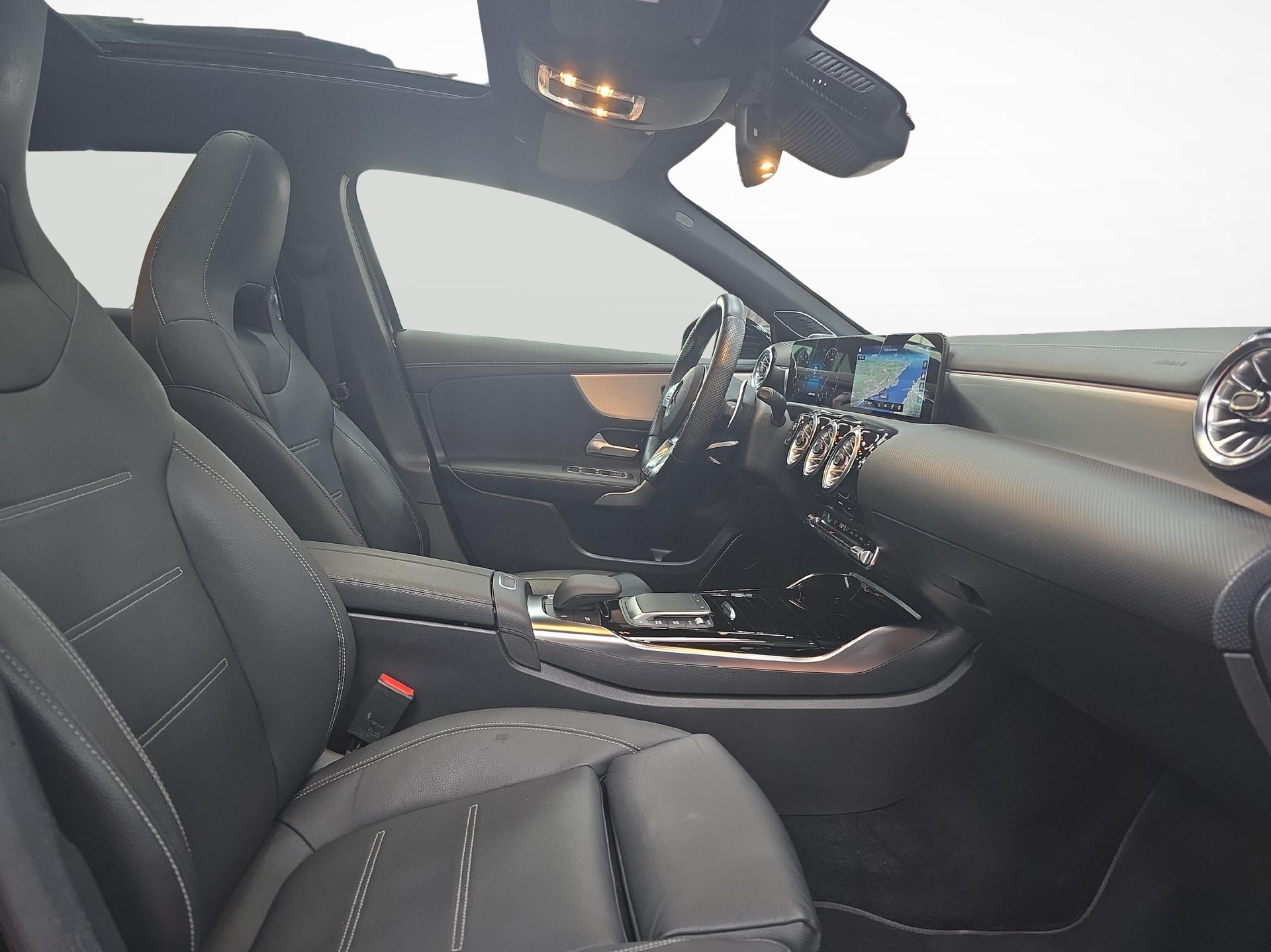 MERCEDES-BENZ A 45 S AMG 4MATIC+-image-6