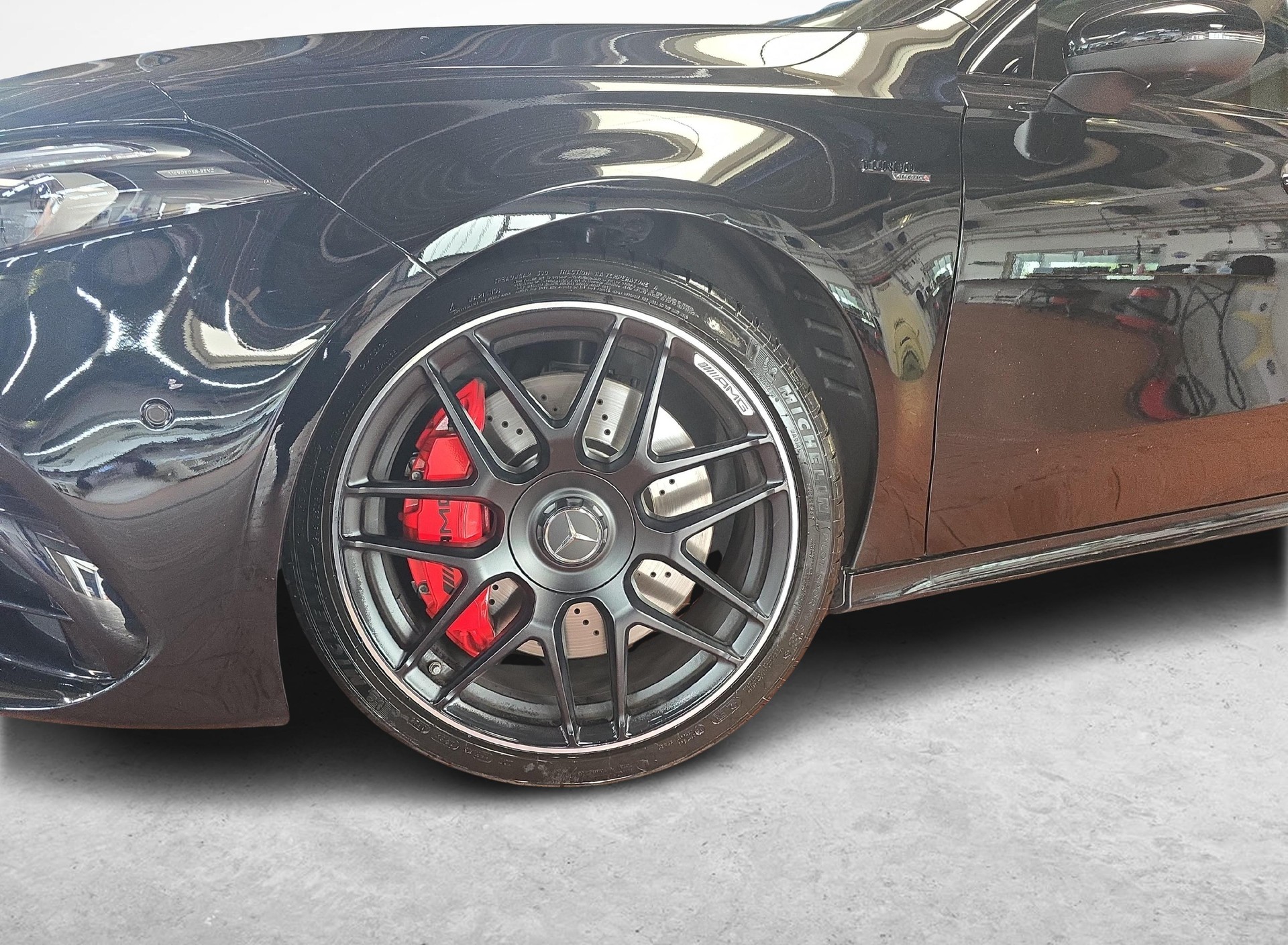 MERCEDES-BENZ A 45 S AMG 4MATIC+-image-11