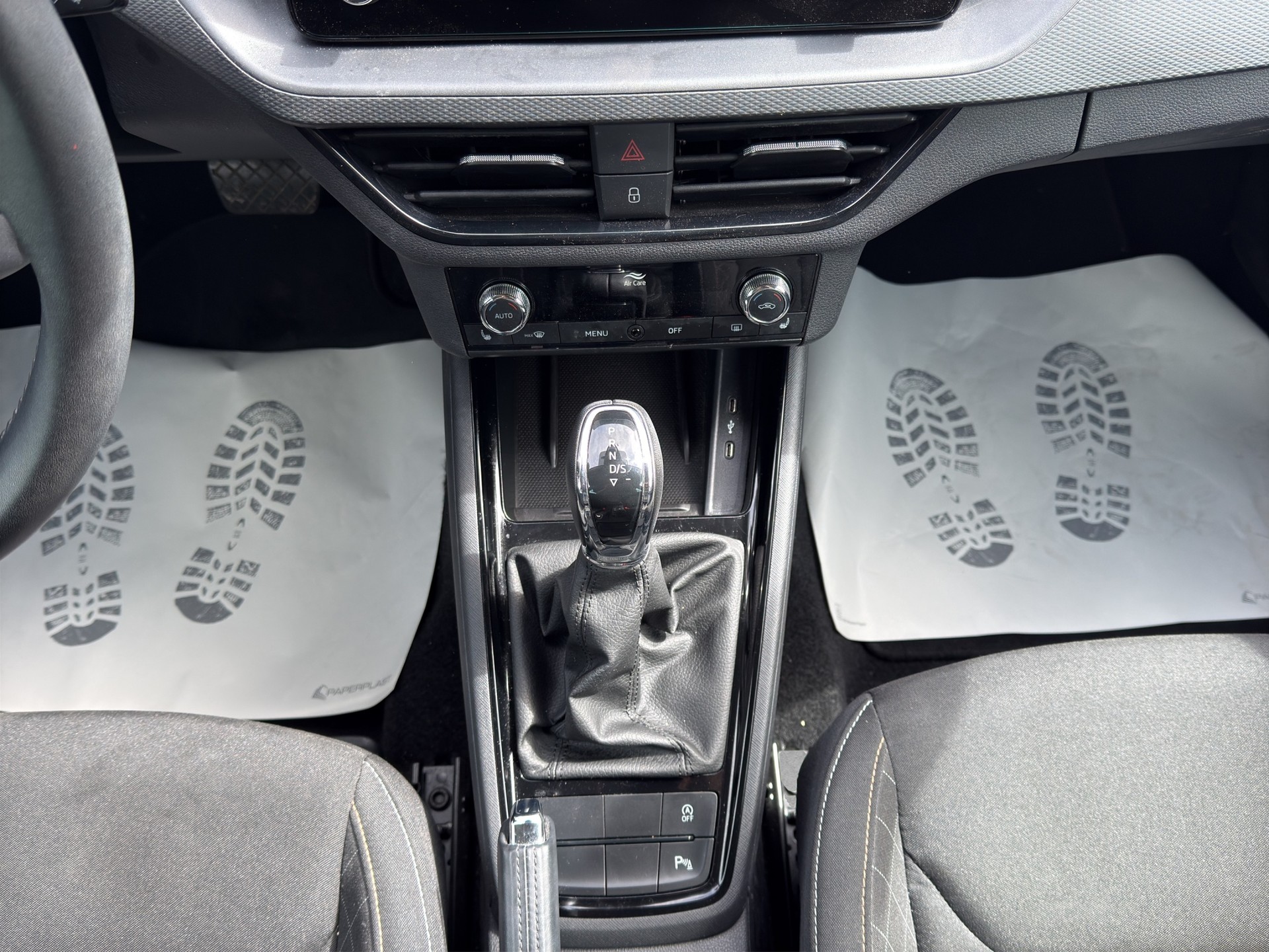 SKODA Kamiq 1.0 TSI Ambition DSG-image-10