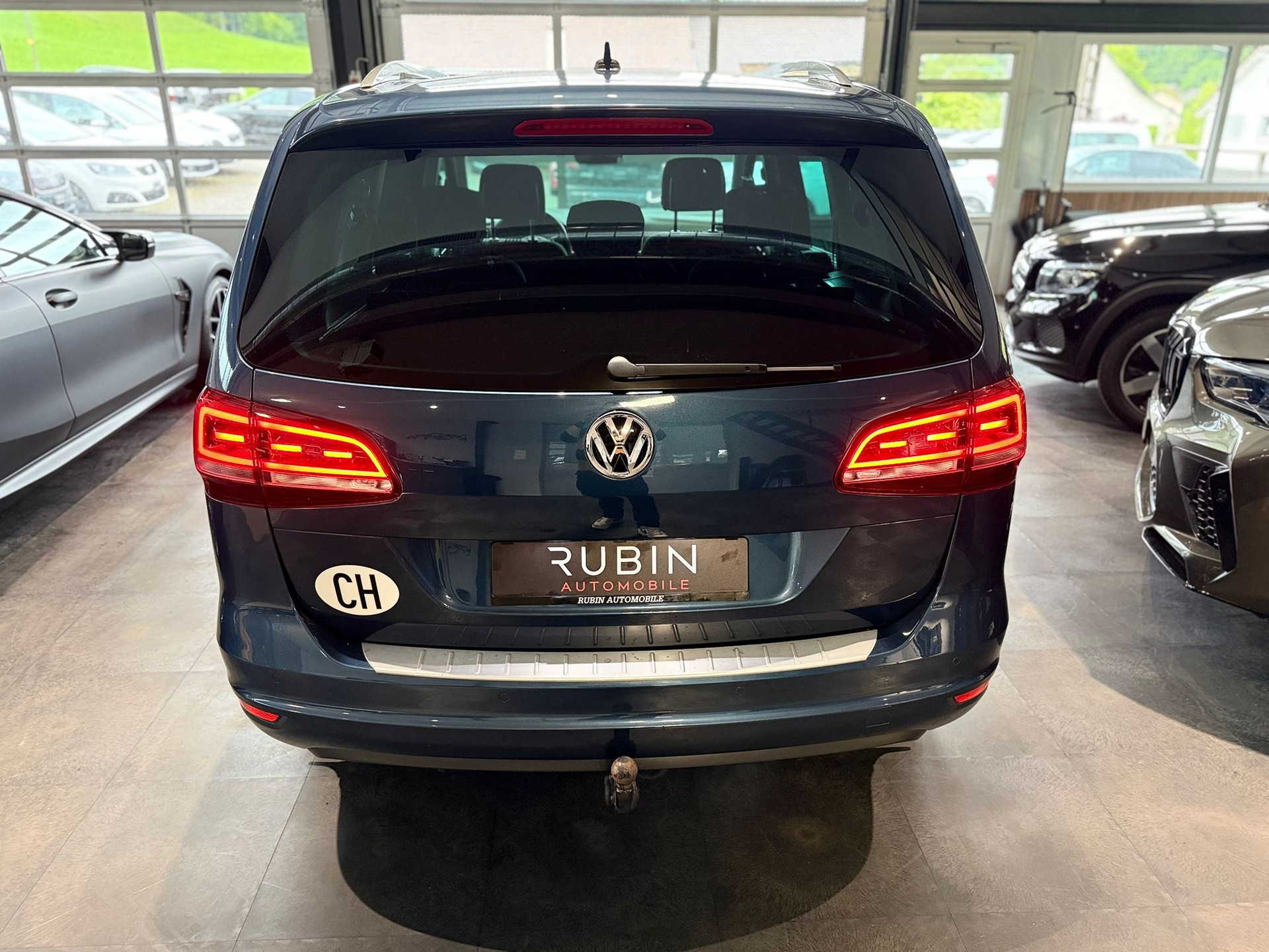 VW Sharan 2.0 TDI BMT Comfortline 4Motion DSG-image-2