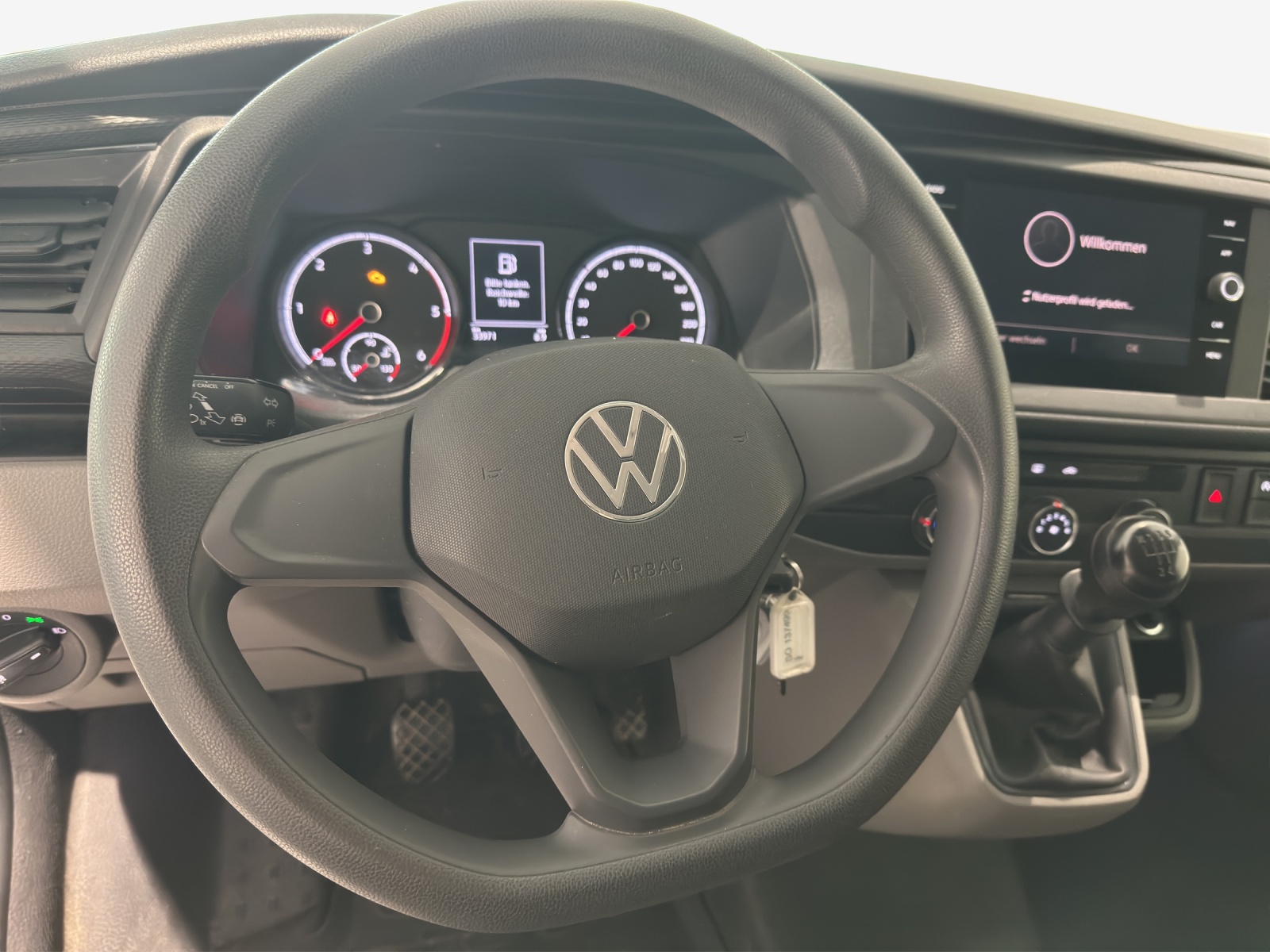 VW T6.1 2.0 TDI-image-9