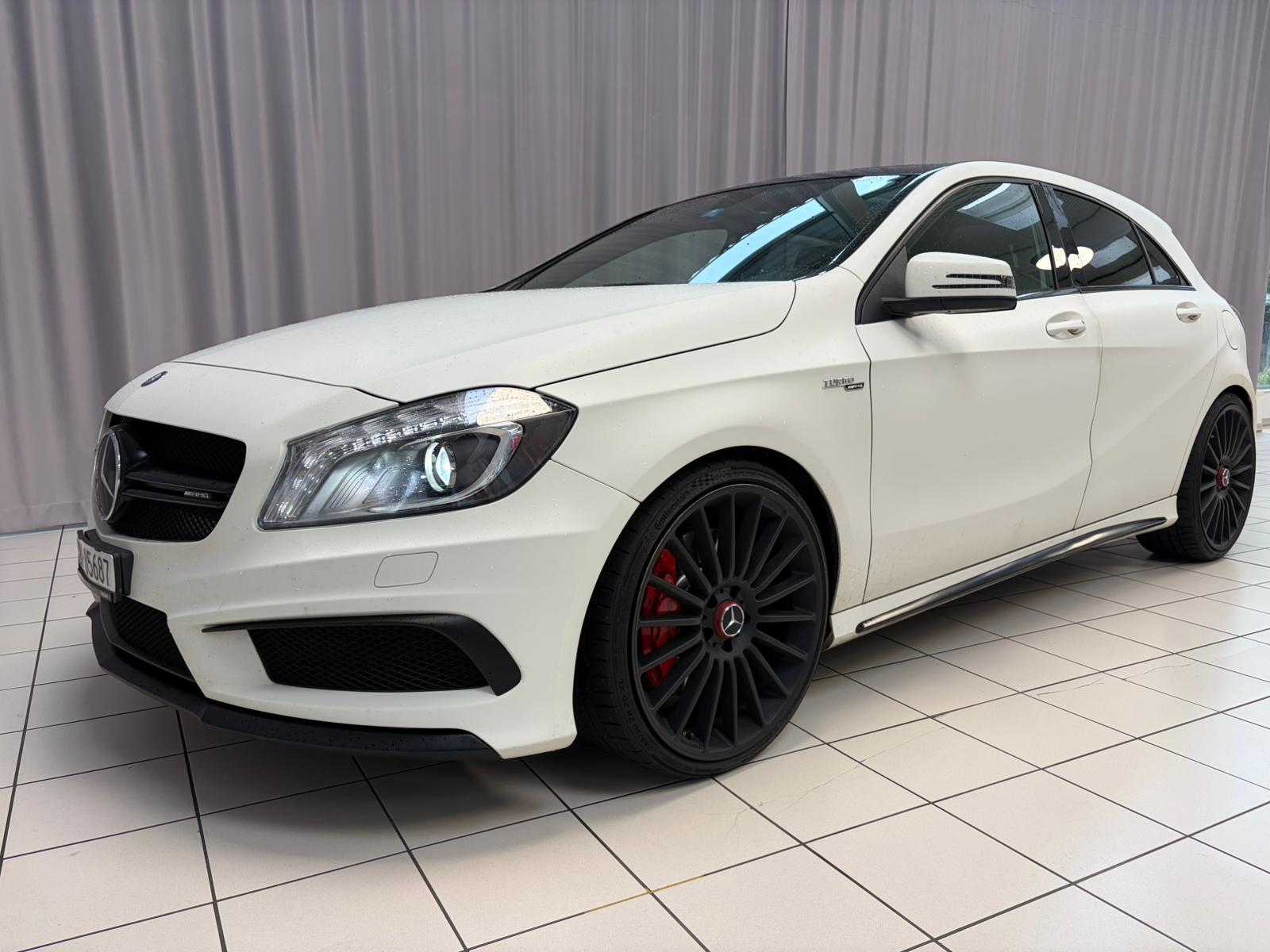 MERCEDES-BENZ A 45 AMG weiss Matt 4Matic Speedshift 7G-DCT