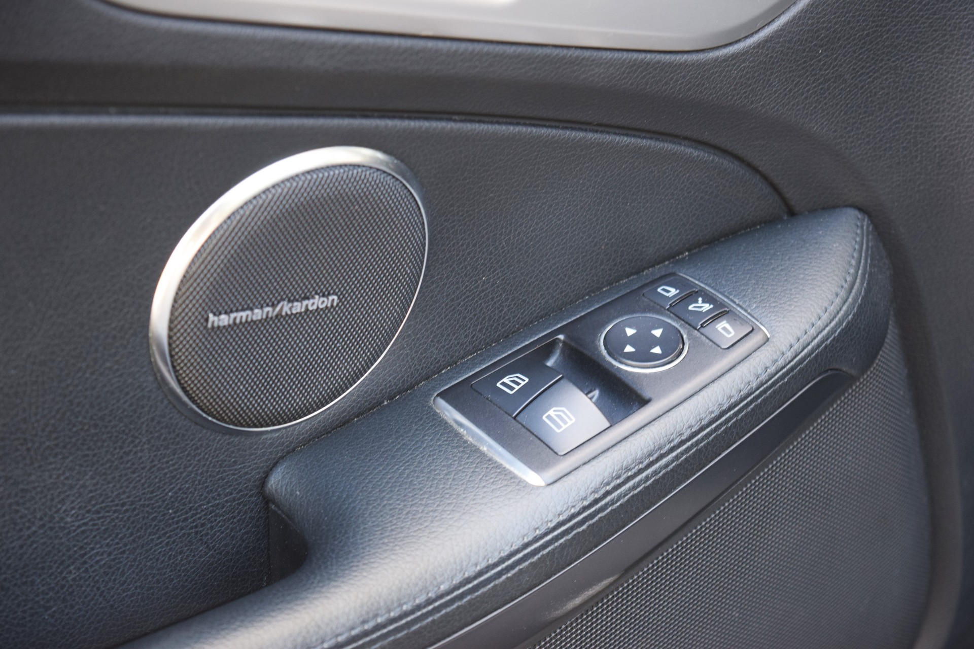 MERCEDES-BENZ SLK 55 AMG 7G-Tronic Speedshift Plus-image-3