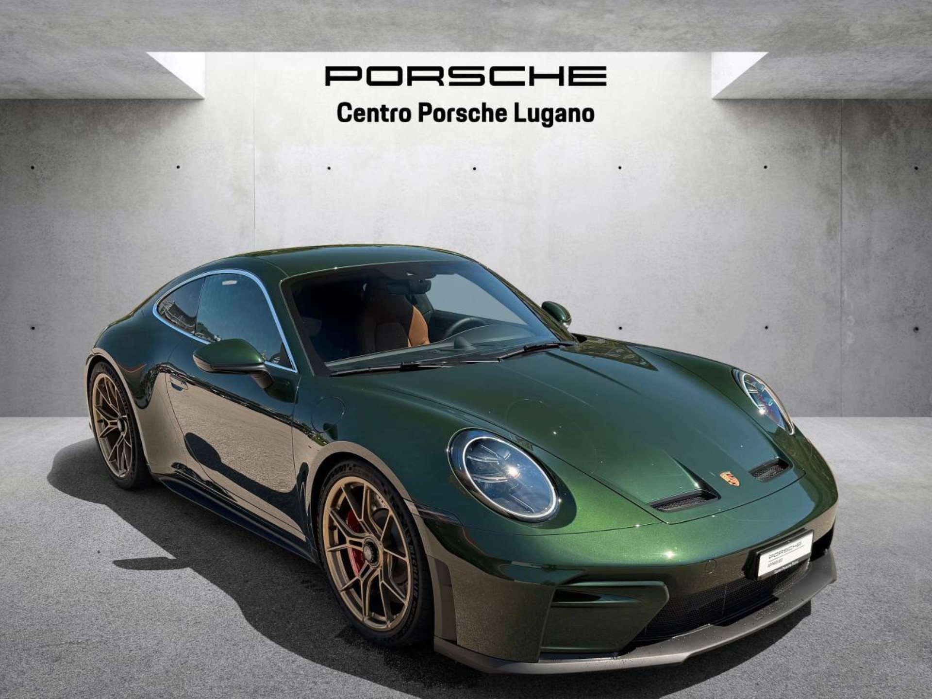 PORSCHE 911 GT3 con pacchetto Touring-image-5