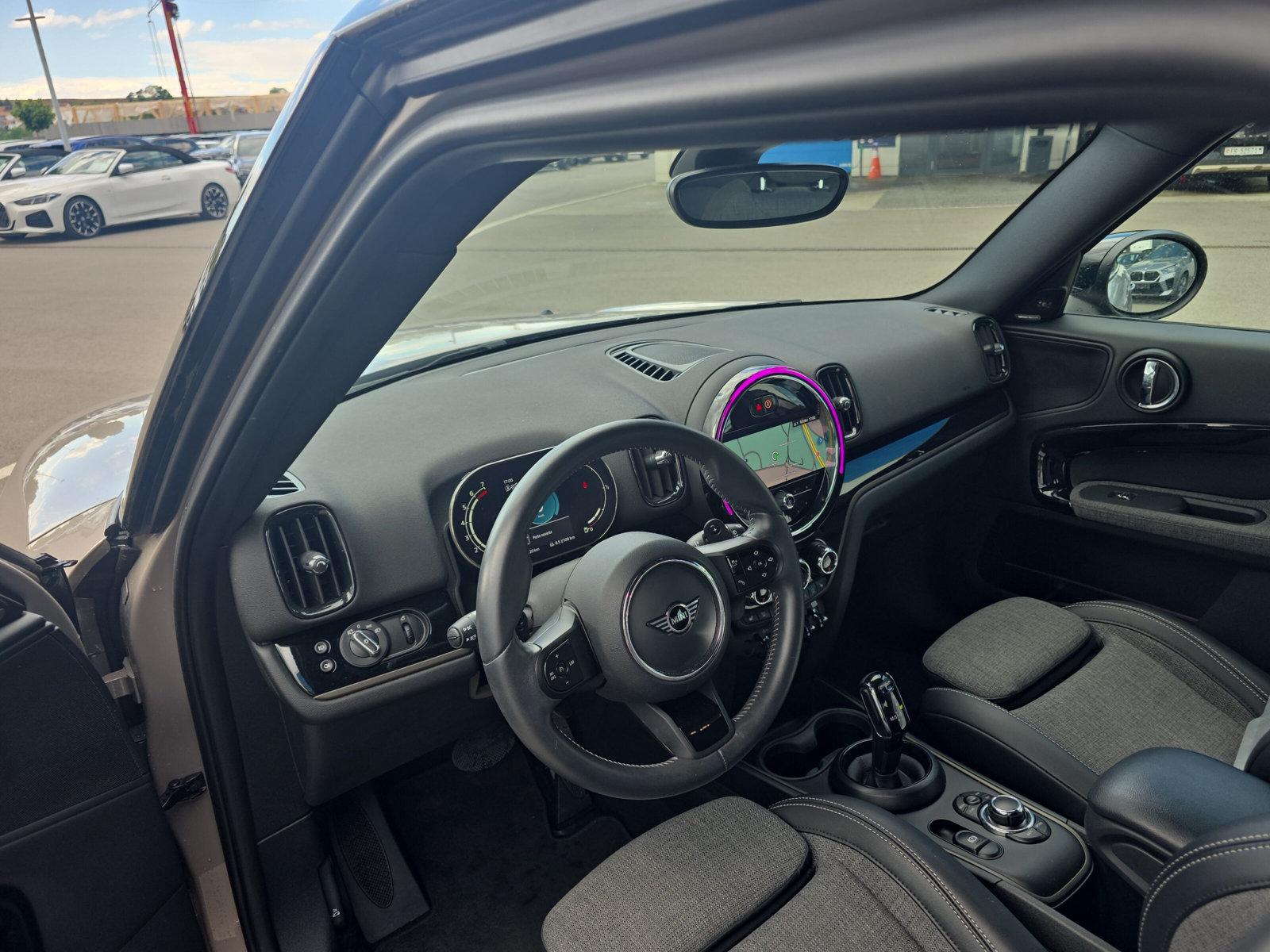 MINI Countryman S ALL4 F60 2.0i (CH)-image-19