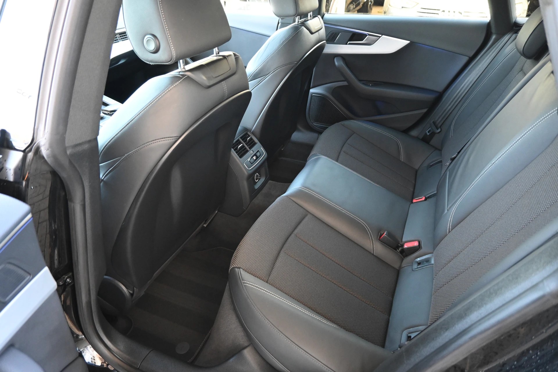 AUDI A5 Sportback 3.0 V6 45 TDI S-Line Sport quattro tiptronic-image-14