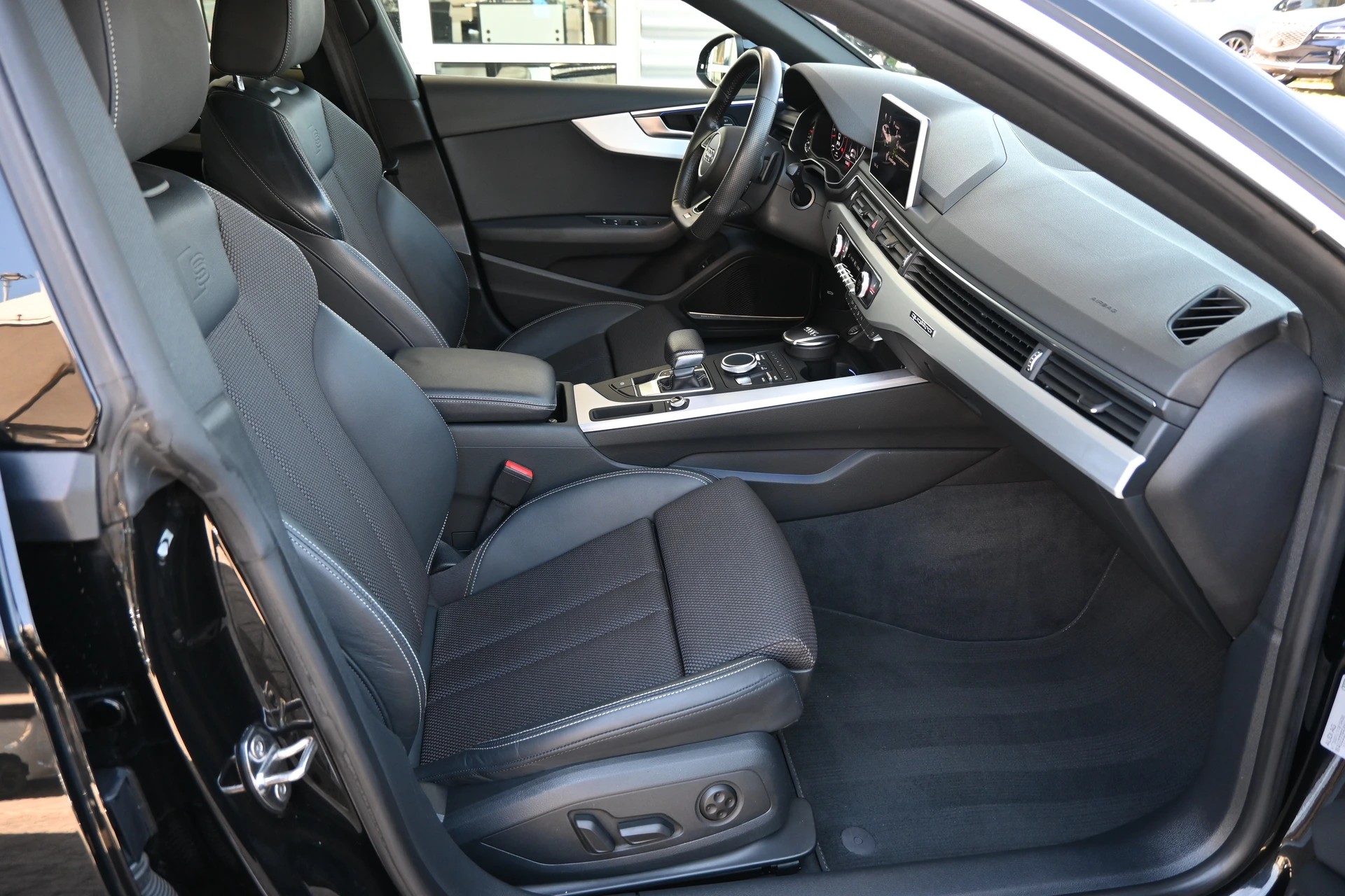 AUDI A5 Sportback 3.0 V6 45 TDI S-Line Sport quattro tiptronic-image-12