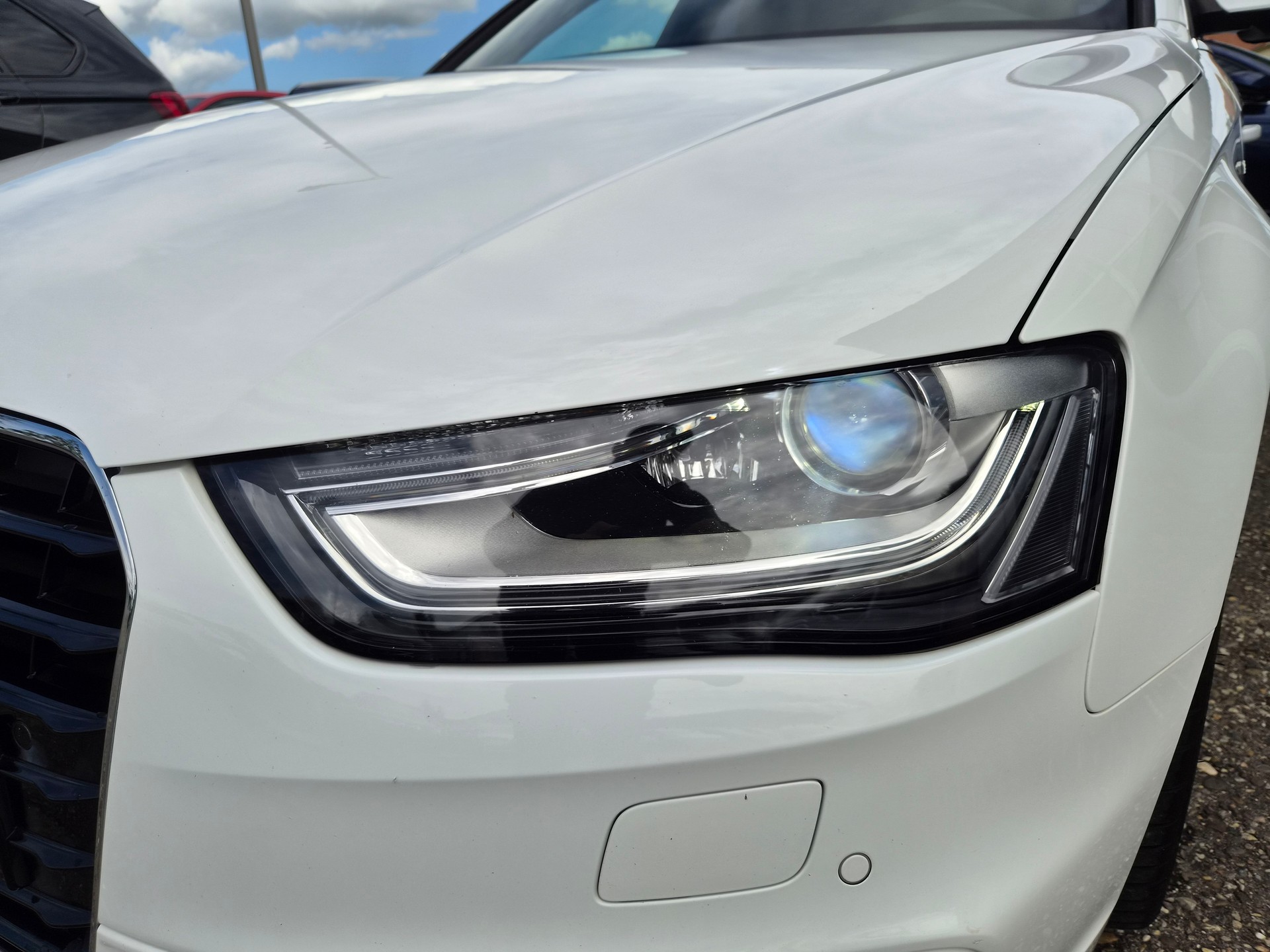 AUDI A4 Avant 2.0 TDI quattro S-tronic-image-25