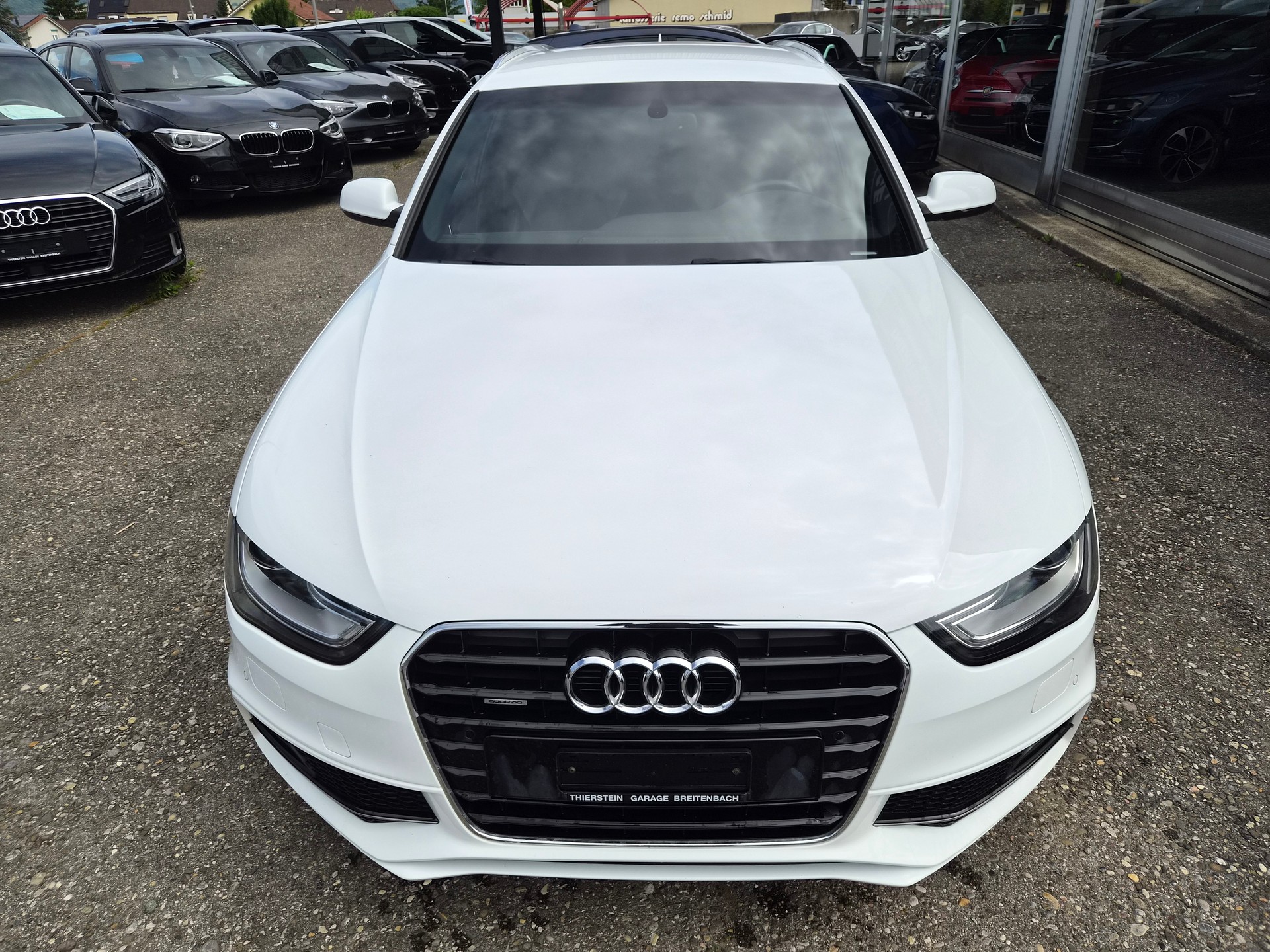 AUDI A4 Avant 2.0 TDI quattro S-tronic-image-1