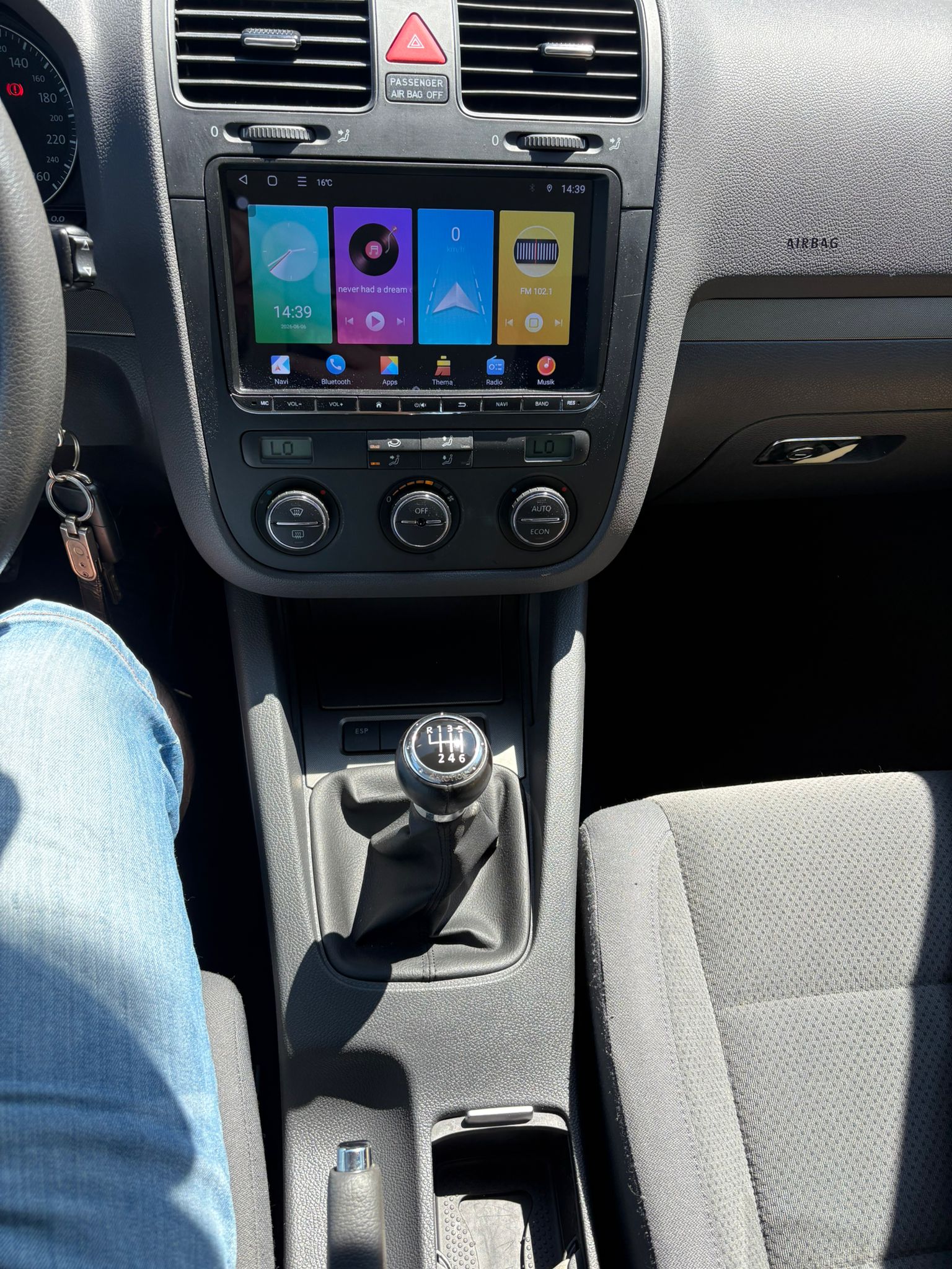 VW Golf 2.0 FSI Sportline 4Motion-image-10
