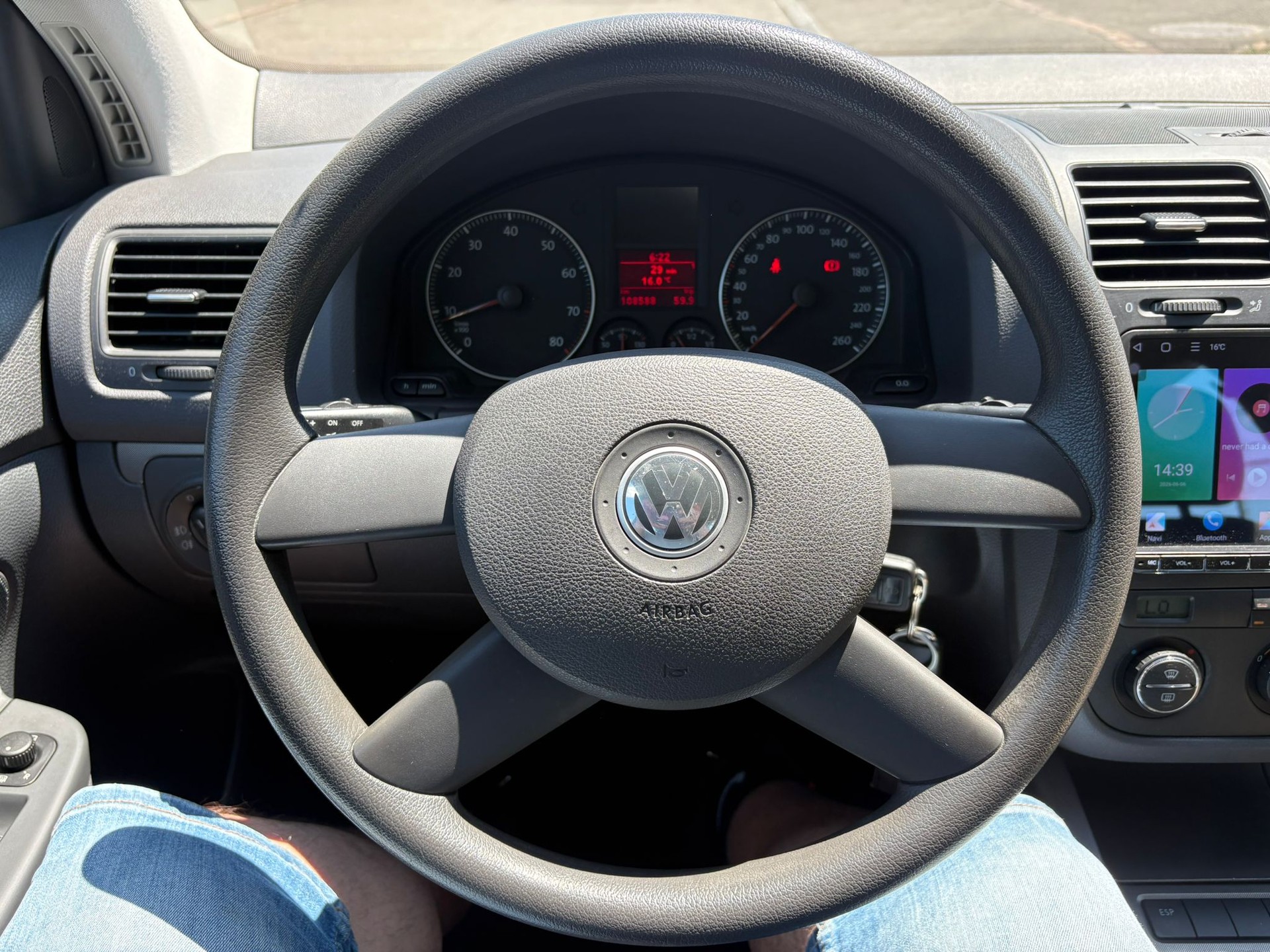 VW Golf 2.0 FSI Sportline 4Motion-image-8