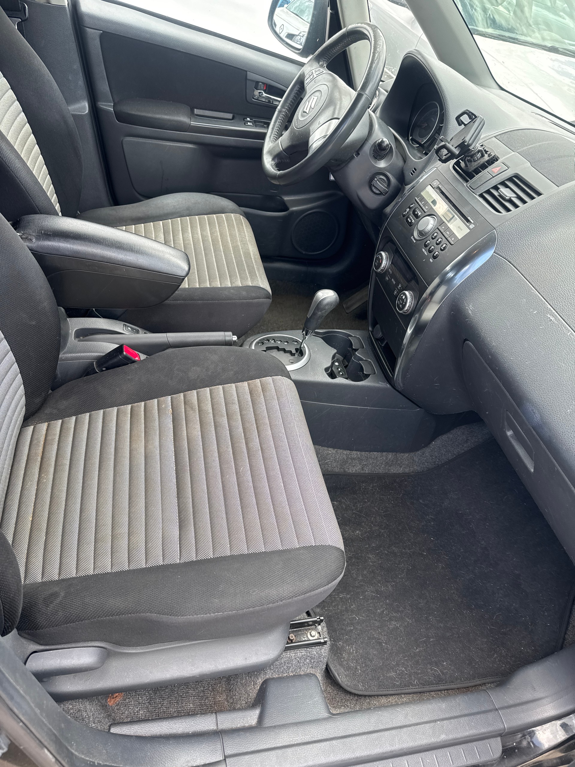 SUZUKI SX4 1.6 16V GL Top Barry 4WD Automatic-image-8