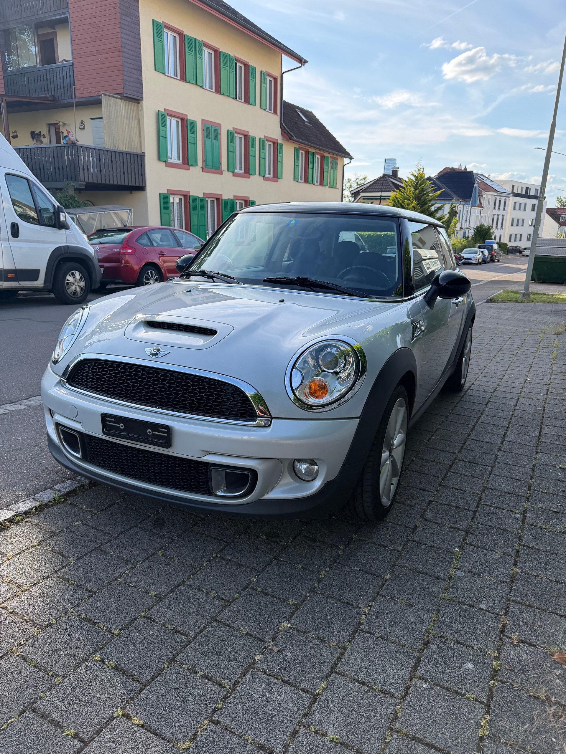 MINI COOPER-image-0