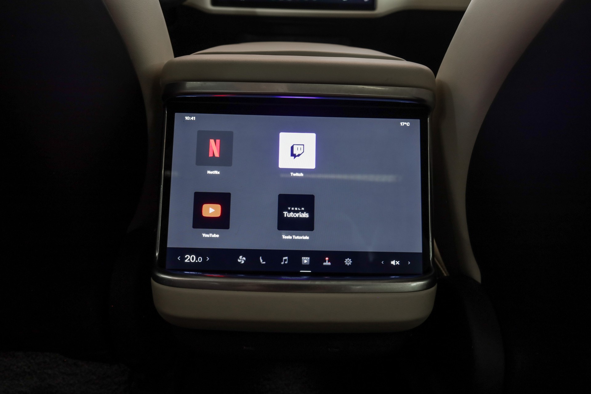 TESLA Model S 100 kWh Palladium-image-19