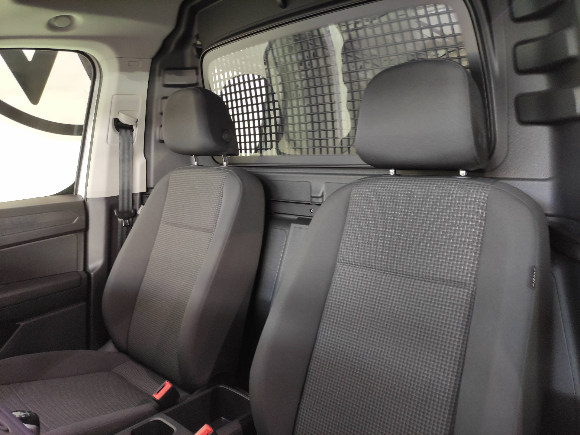 VW Caddy Kaw. 2.0 TDI 102 BlueMT Entry-image-3