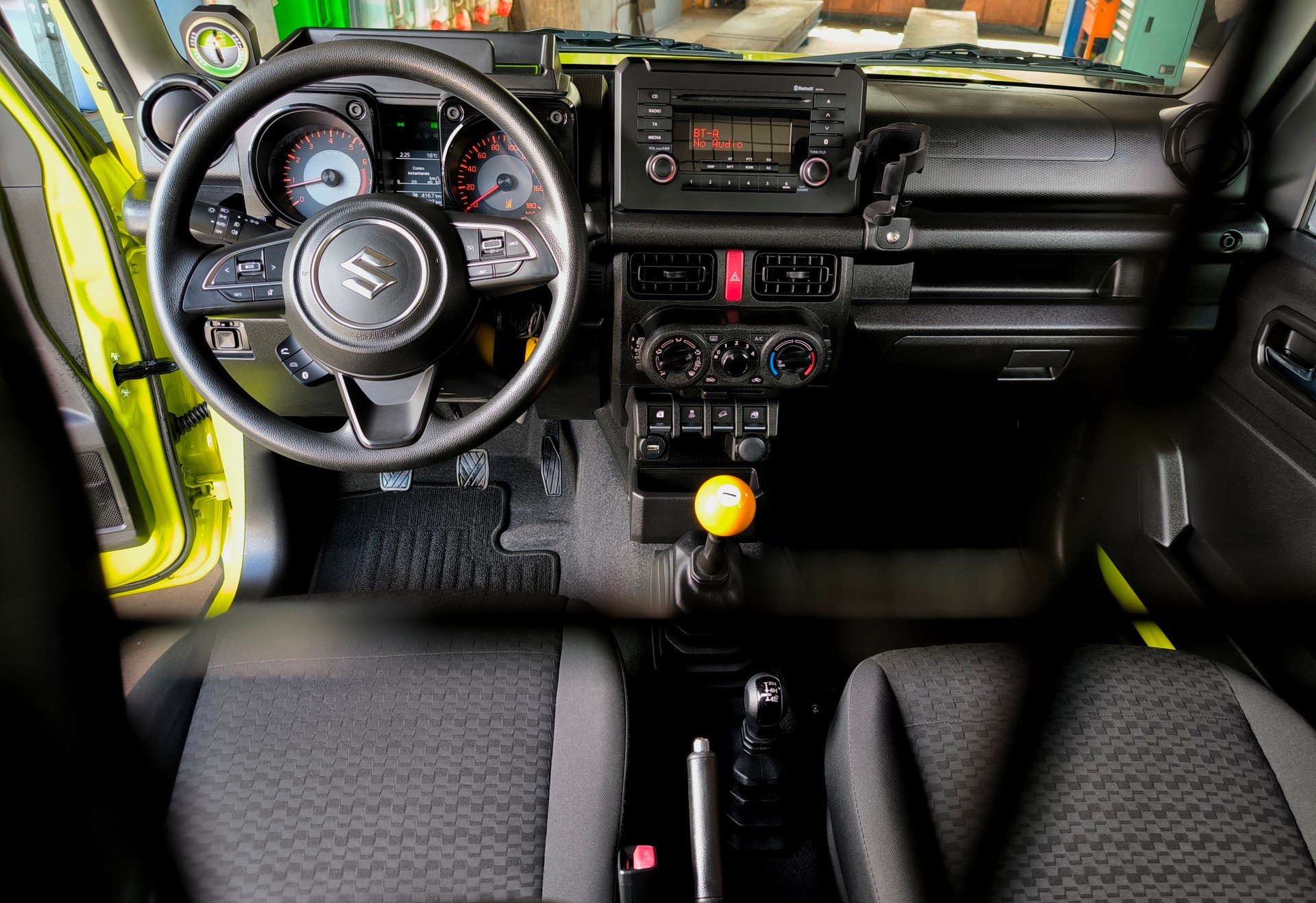 SUZUKI Jimny 1.5 Compact+ 4x4-image-11