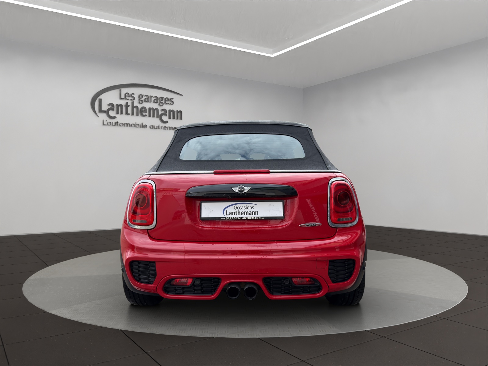 MINI Cooper John Cooper Works Cabriolet Steptronic-image-3
