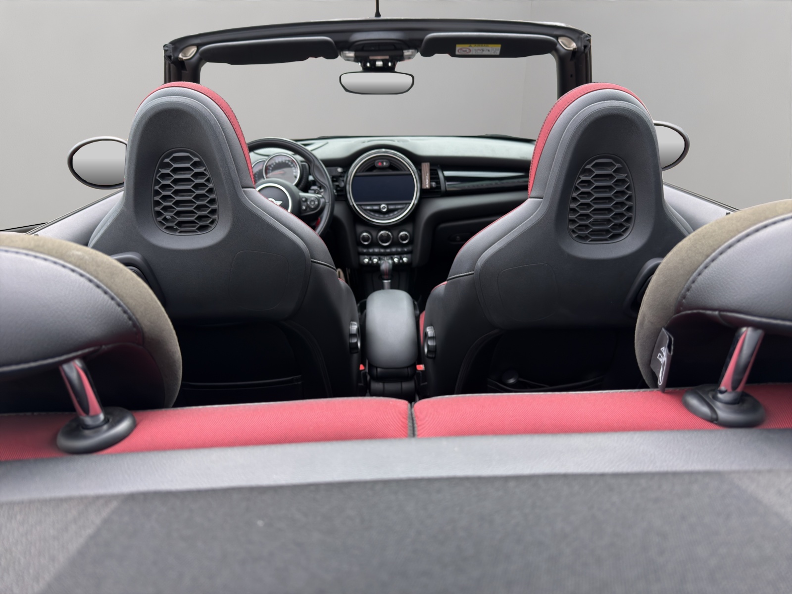 MINI Cooper John Cooper Works Cabriolet Steptronic-image-13