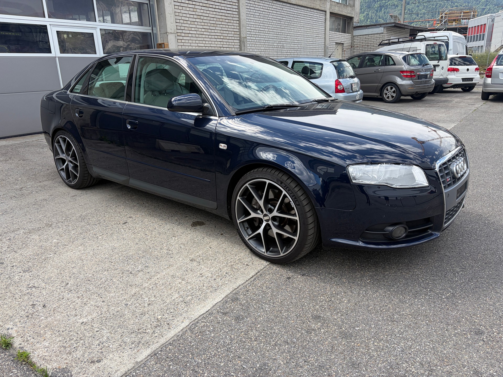 AUDI S4 Limousine 4.2 V8 quattro-image-1