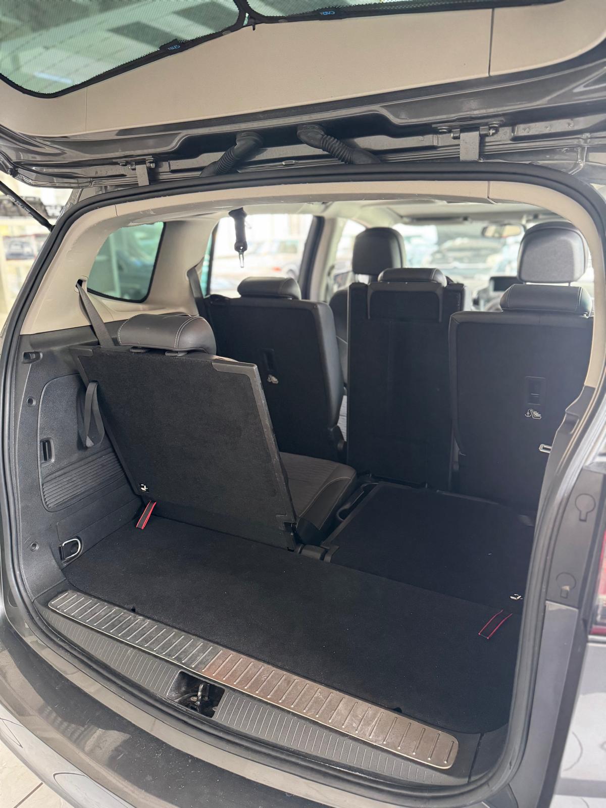 OPEL Zafira Tourer 1.4i 16V Cosmo-image-5