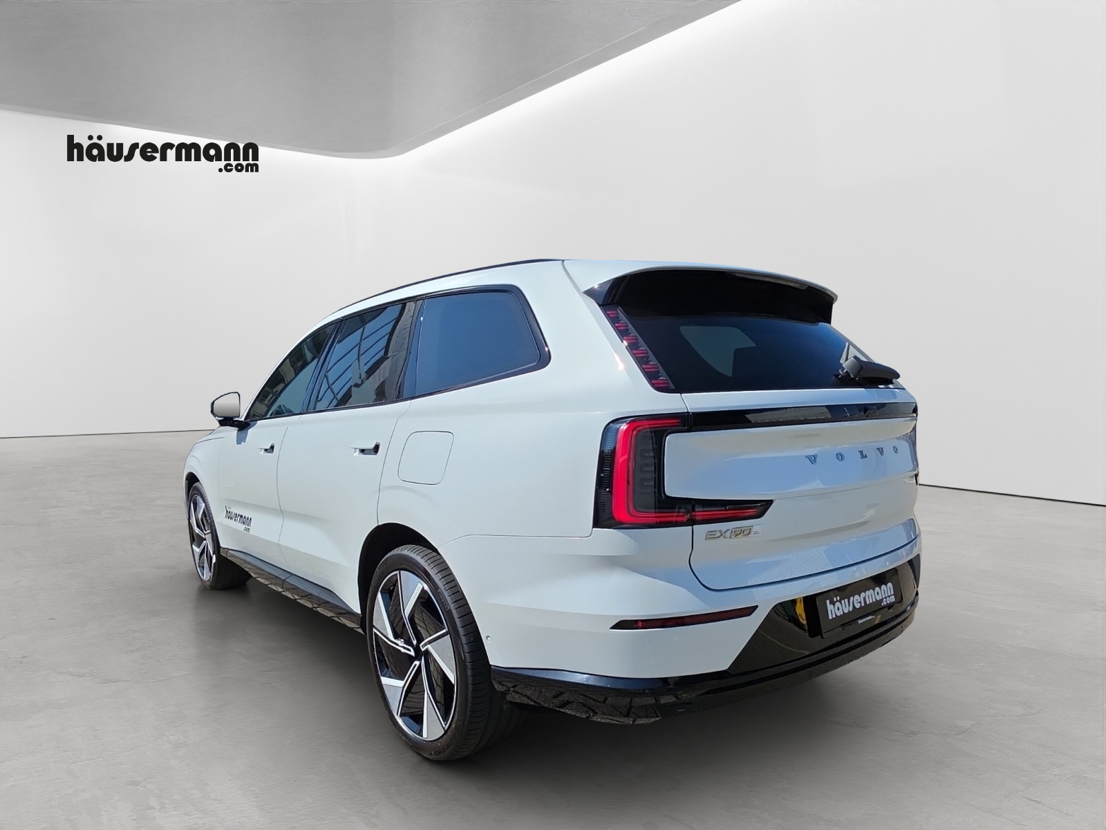 VOLVO EX90 Twin Performance Ultra AWD-image-3