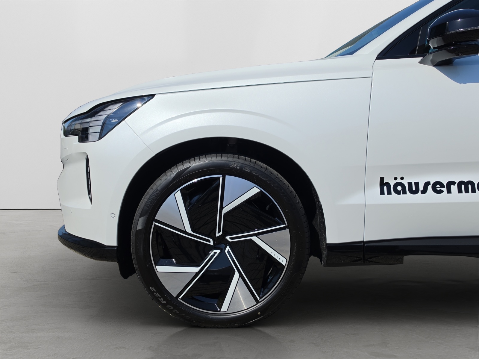 VOLVO EX90 Twin Performance Ultra AWD-image-6
