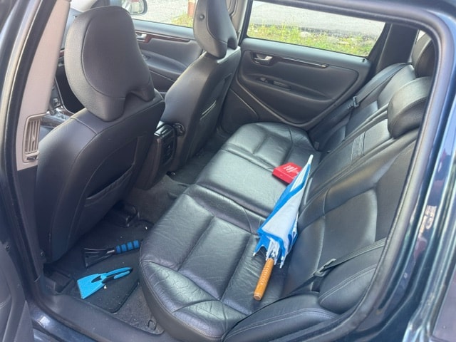VOLVO V70 2.4D Kinetic-image-5