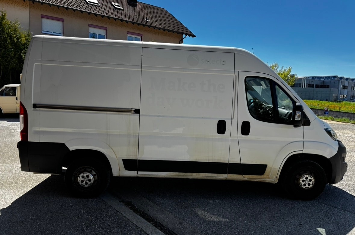 PEUGEOT Boxer 2.0 HDI 335 Active L2H2-image-3