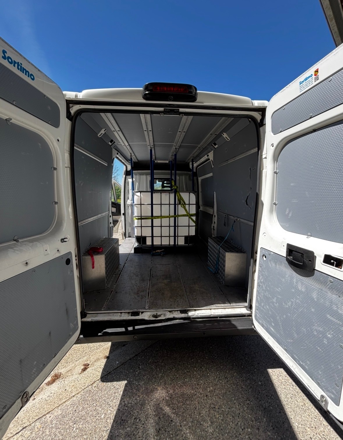 PEUGEOT Boxer 2.0 HDI 335 Active L2H2-image-12