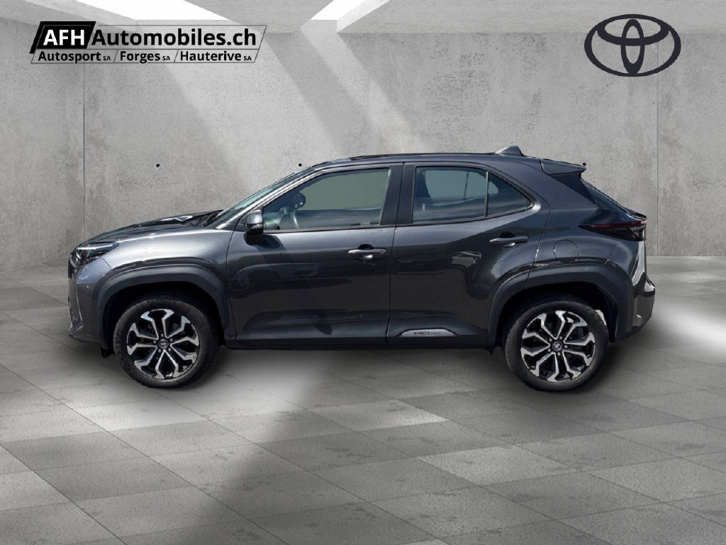 TOYOTA Yaris Cross 1.5 Trend AWD-image-4
