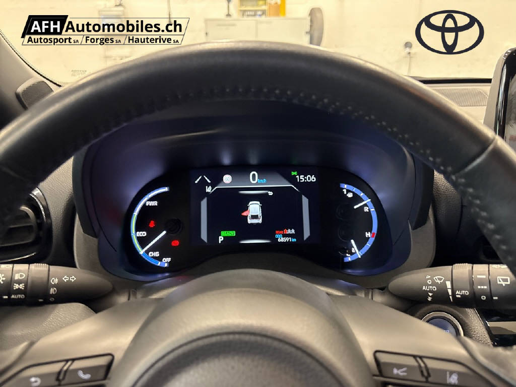 TOYOTA Yaris Cross 1.5 Trend AWD-image-10