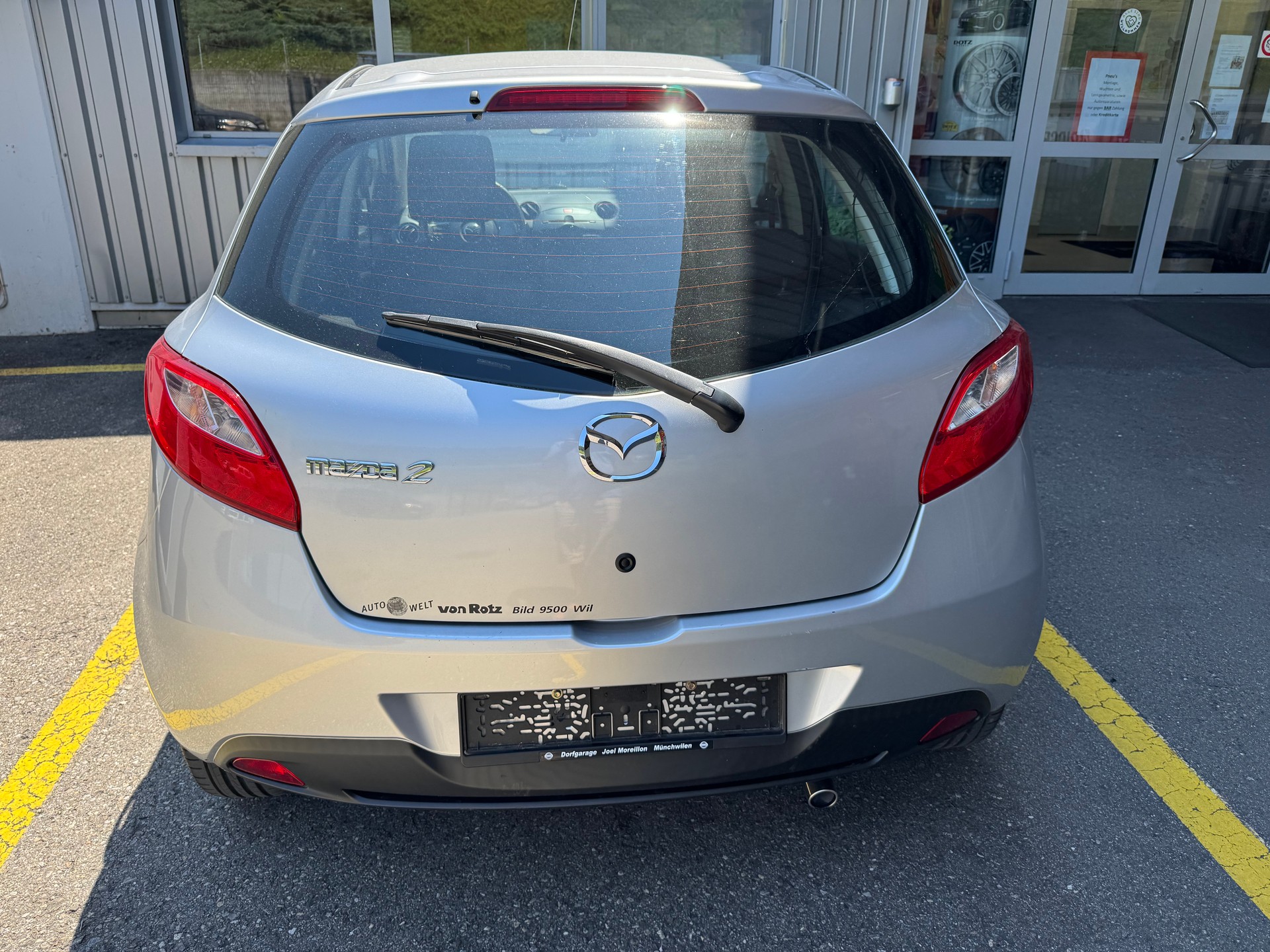 MAZDA 2 1.5i 16V Exclusive Automatic-image-4